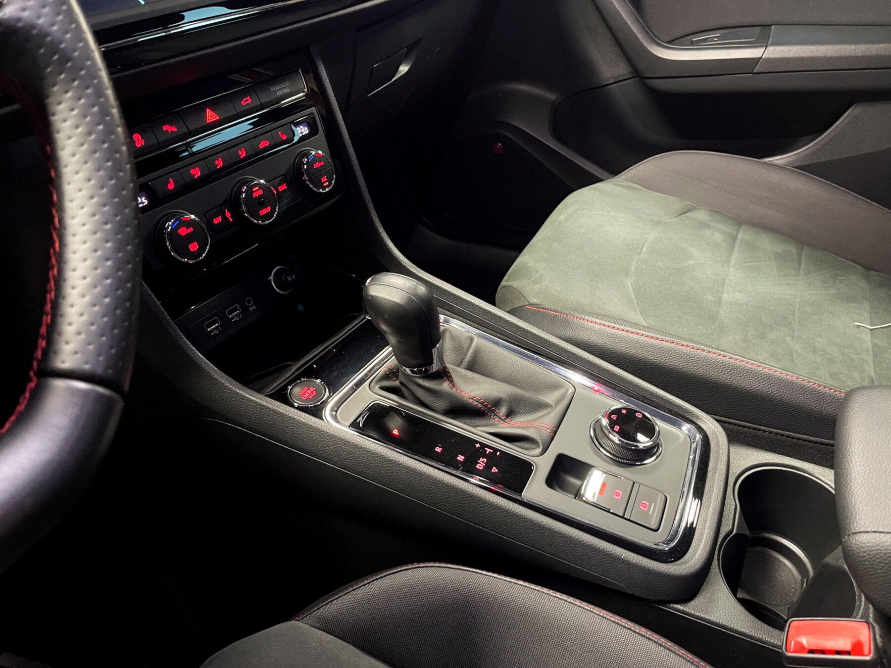 SEAT 2.0 TDI FR EDITION DSG SS