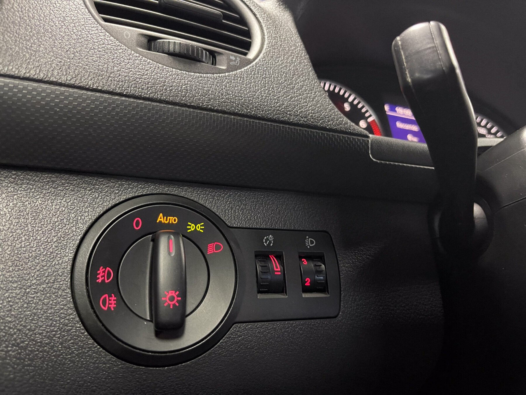 VOLKSWAGEN Caddy 1.2 TSI TRENDLINE 7PL