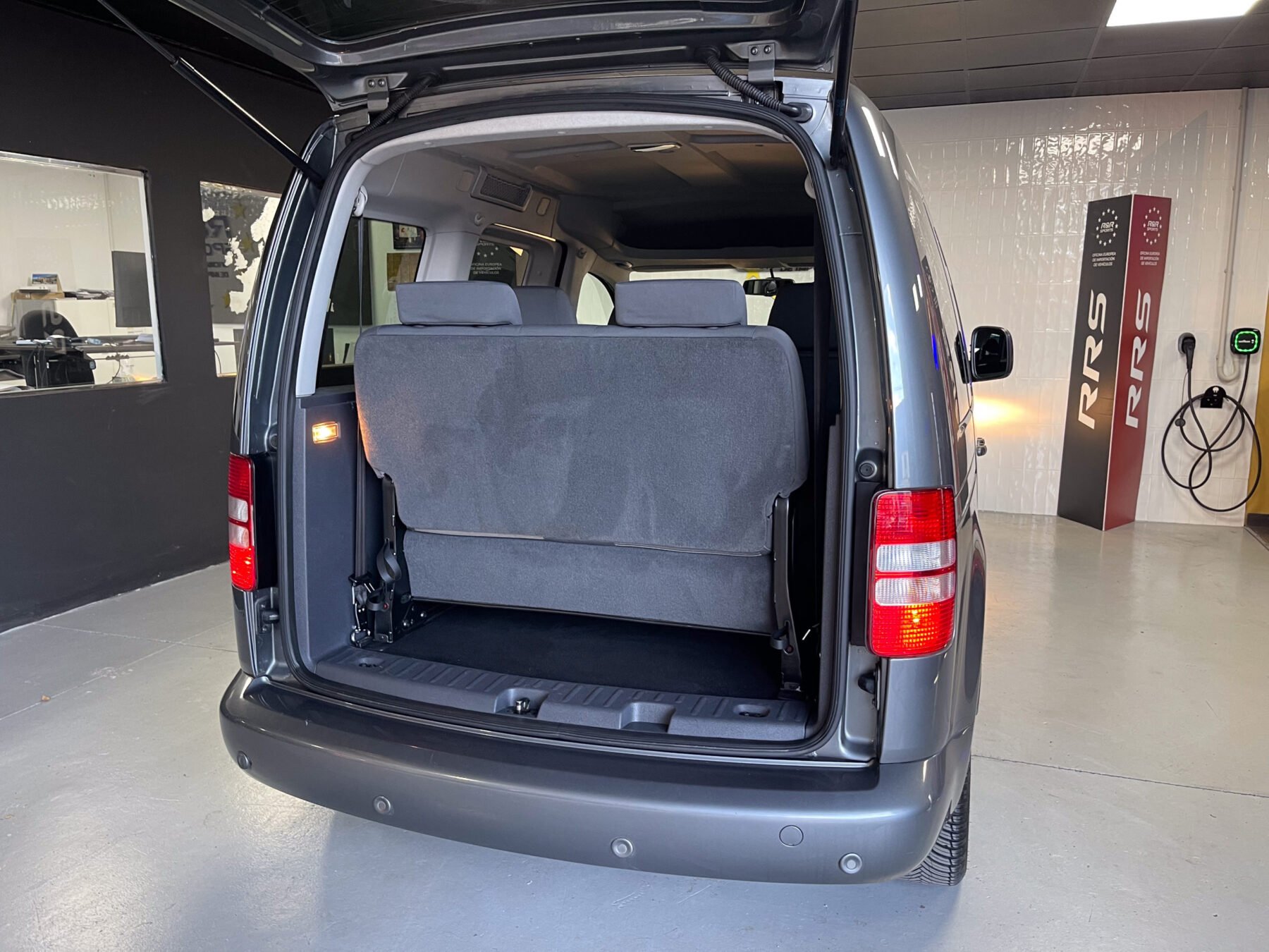 VOLKSWAGEN Caddy 1.2 TSI TRENDLINE 7PL