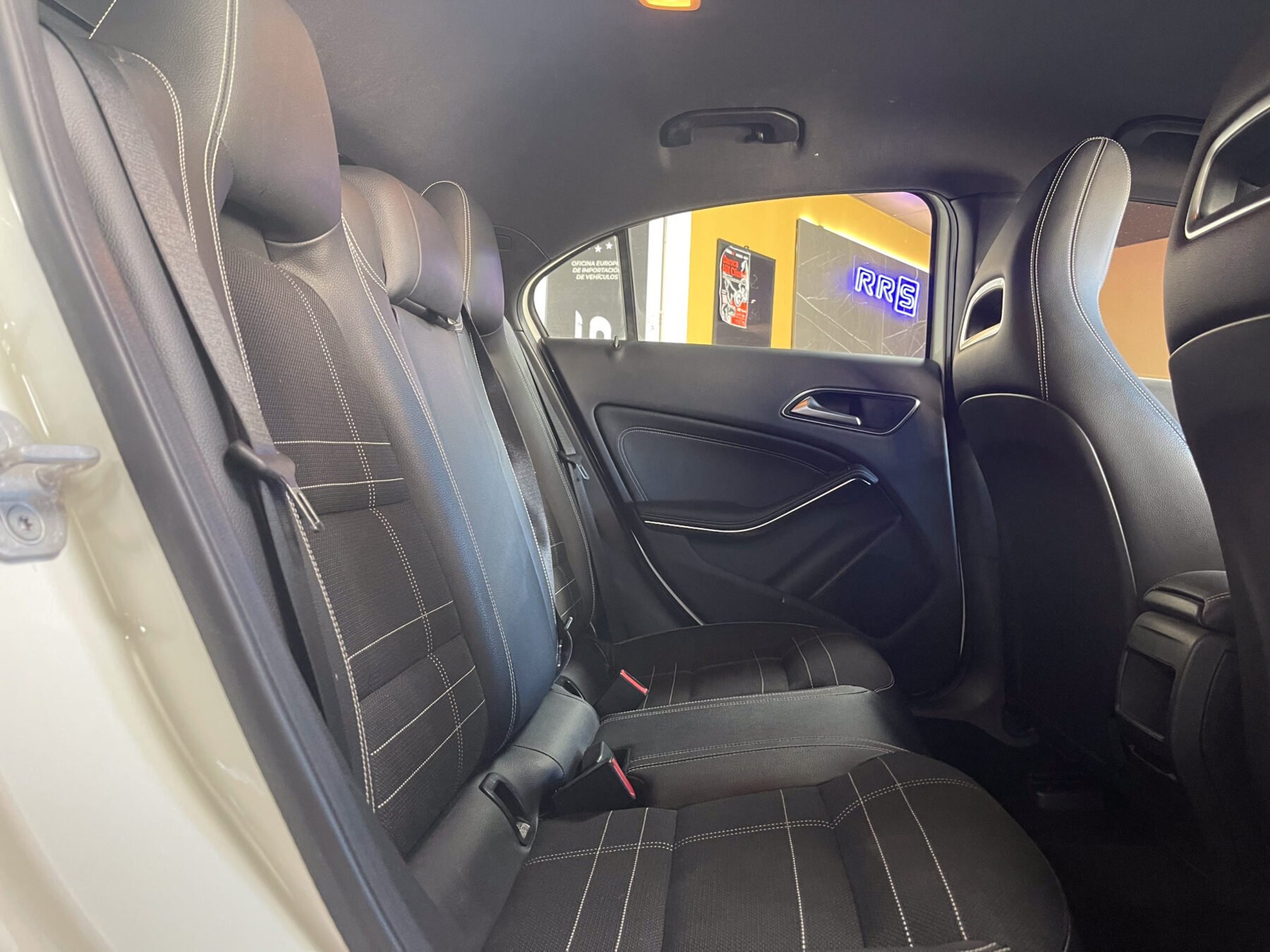 MERCEDES-BENZ Clase A 180CDI