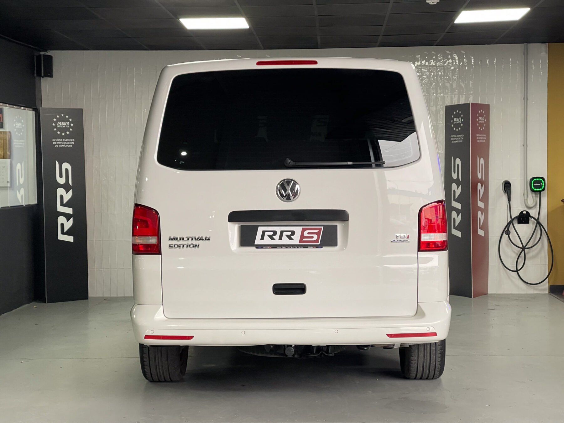 VOLKSWAGEN Multivan 2.0 TDI Outdoor BMT