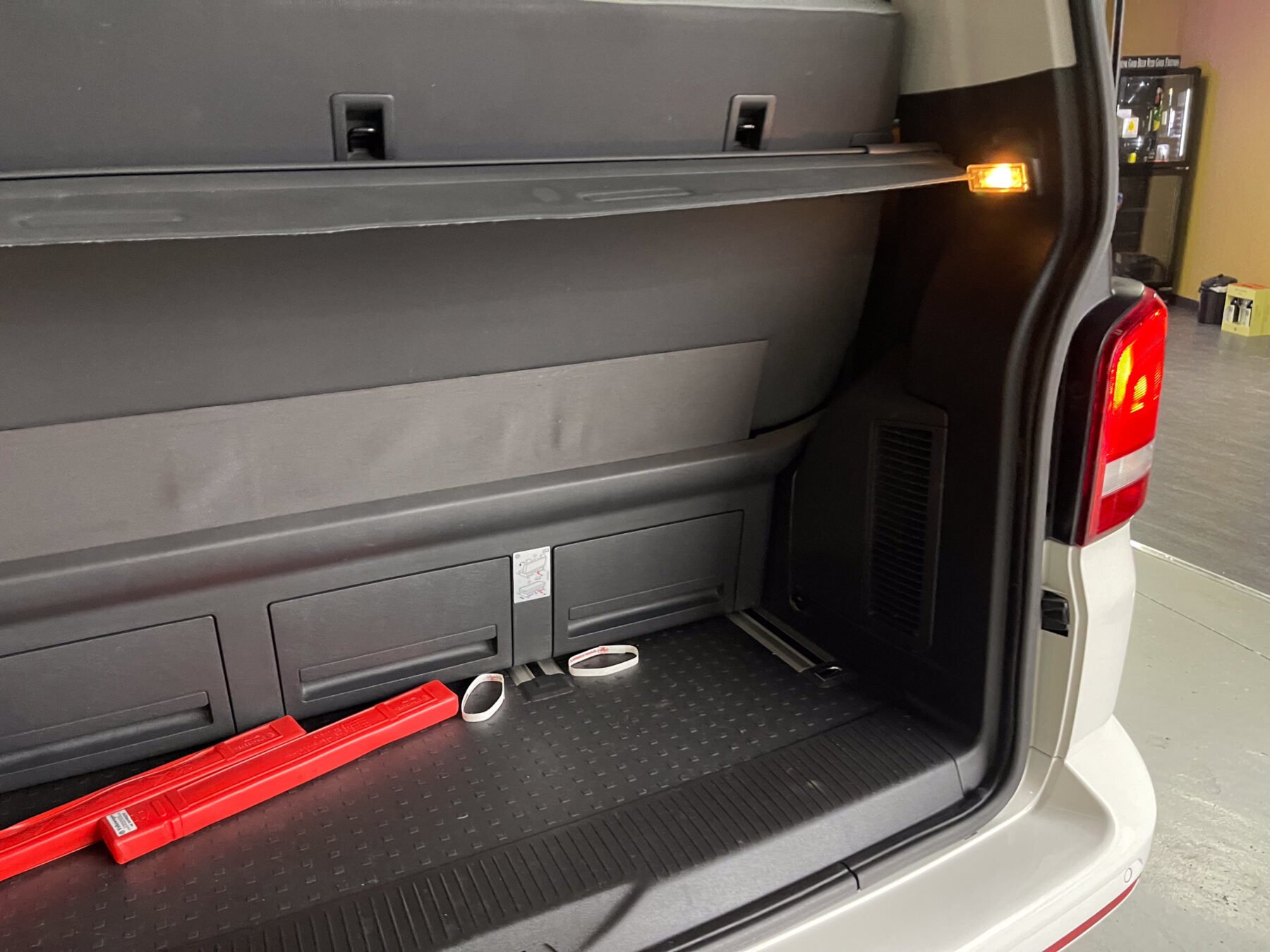 VOLKSWAGEN Multivan 2.0 TDI Outdoor BMT