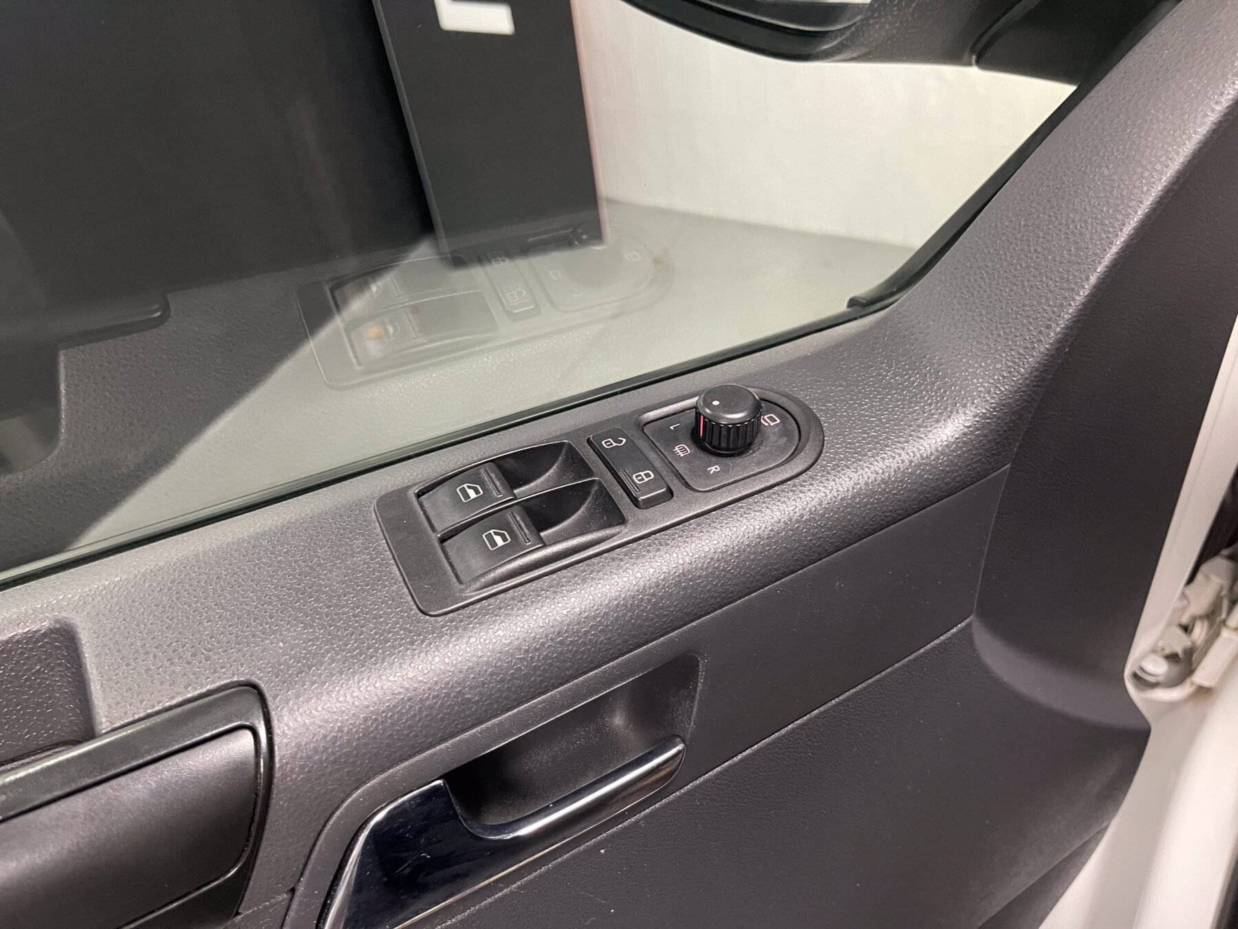 VOLKSWAGEN Multivan 2.0 TDI Outdoor BMT