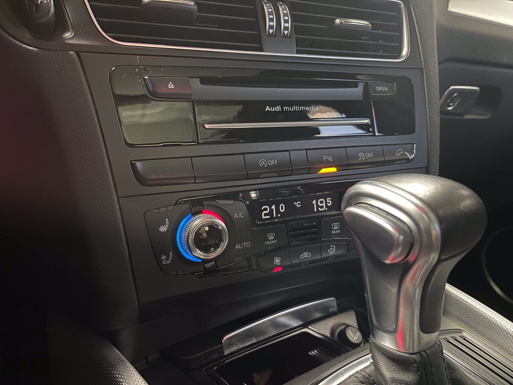 AUDI Q5 2.0 TDI Sline Quattro