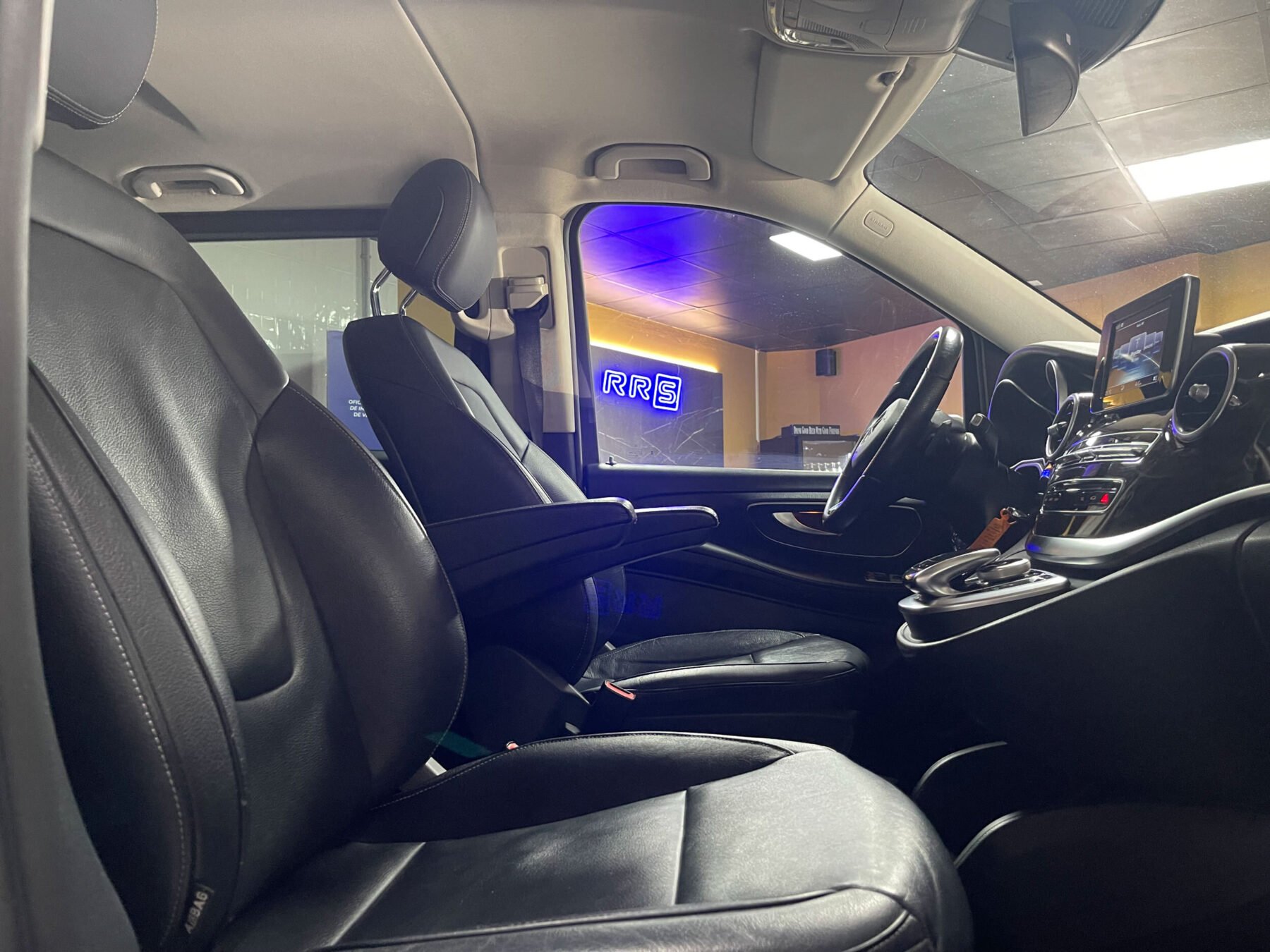 MERCEDES-BENZ Clase V 220 CDI Avantgarde