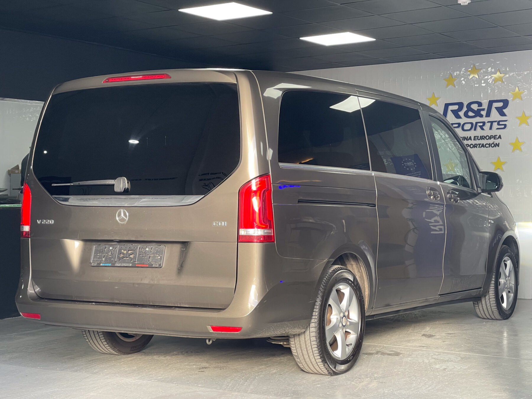 MERCEDES-BENZ Clase V 220 CDI Avantgarde