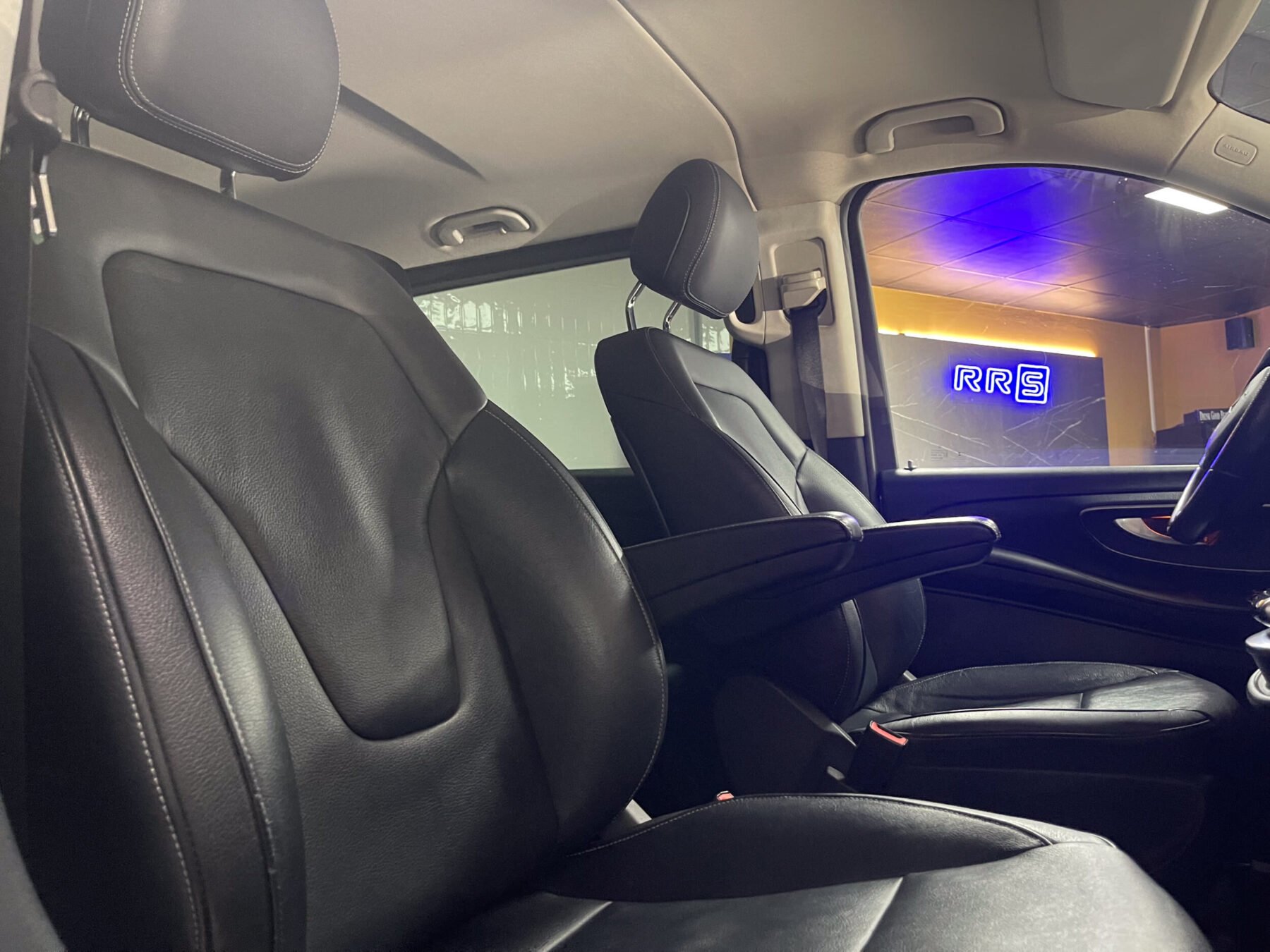 MERCEDES-BENZ Clase V 220 CDI Avantgarde