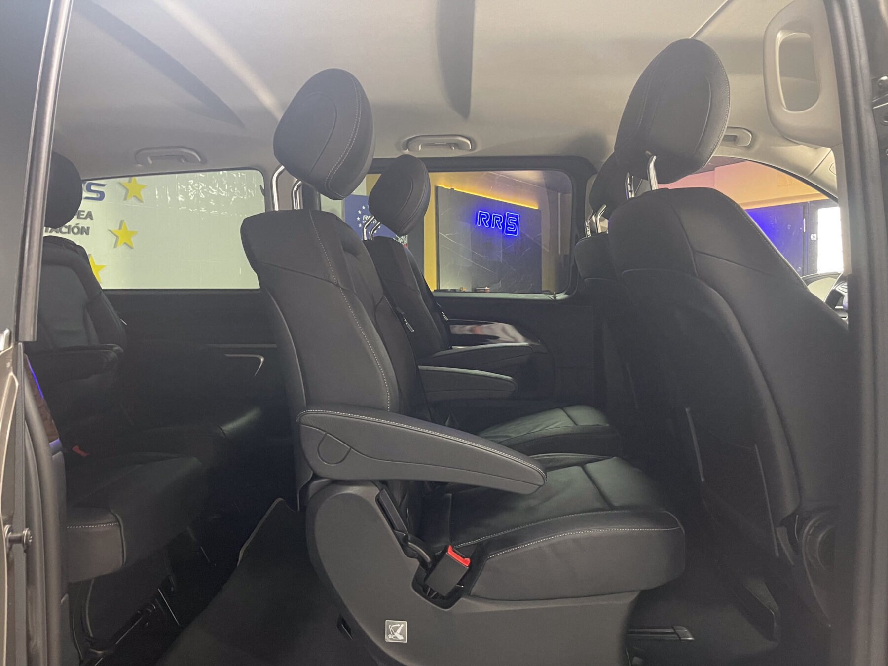 MERCEDES-BENZ Clase V 220 CDI Avantgarde