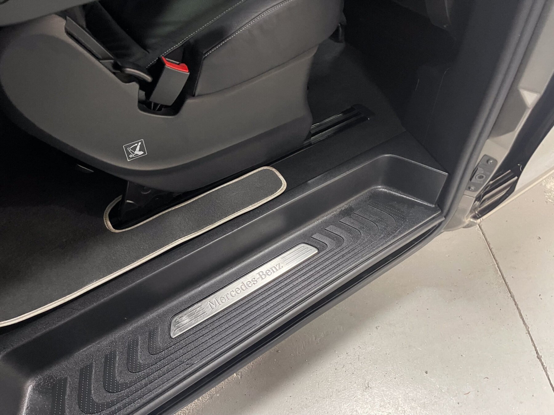 MERCEDES-BENZ Clase V 220 CDI Avantgarde