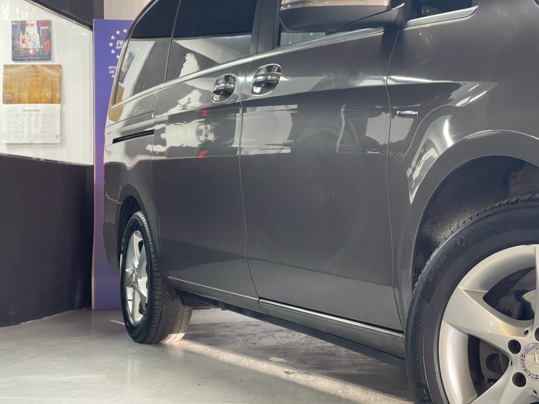 MERCEDES-BENZ Clase V 220 CDI Avantgarde