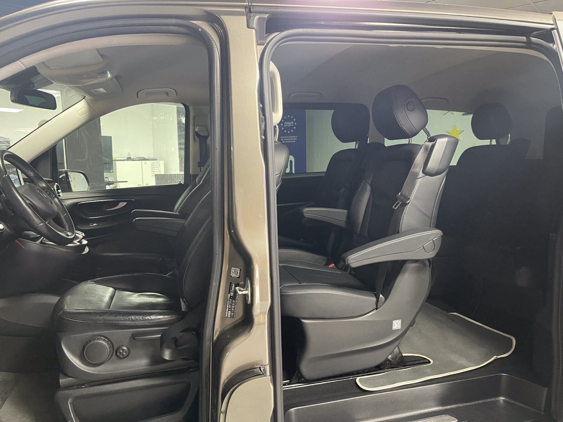 MERCEDES-BENZ Clase V 220 CDI Avantgarde