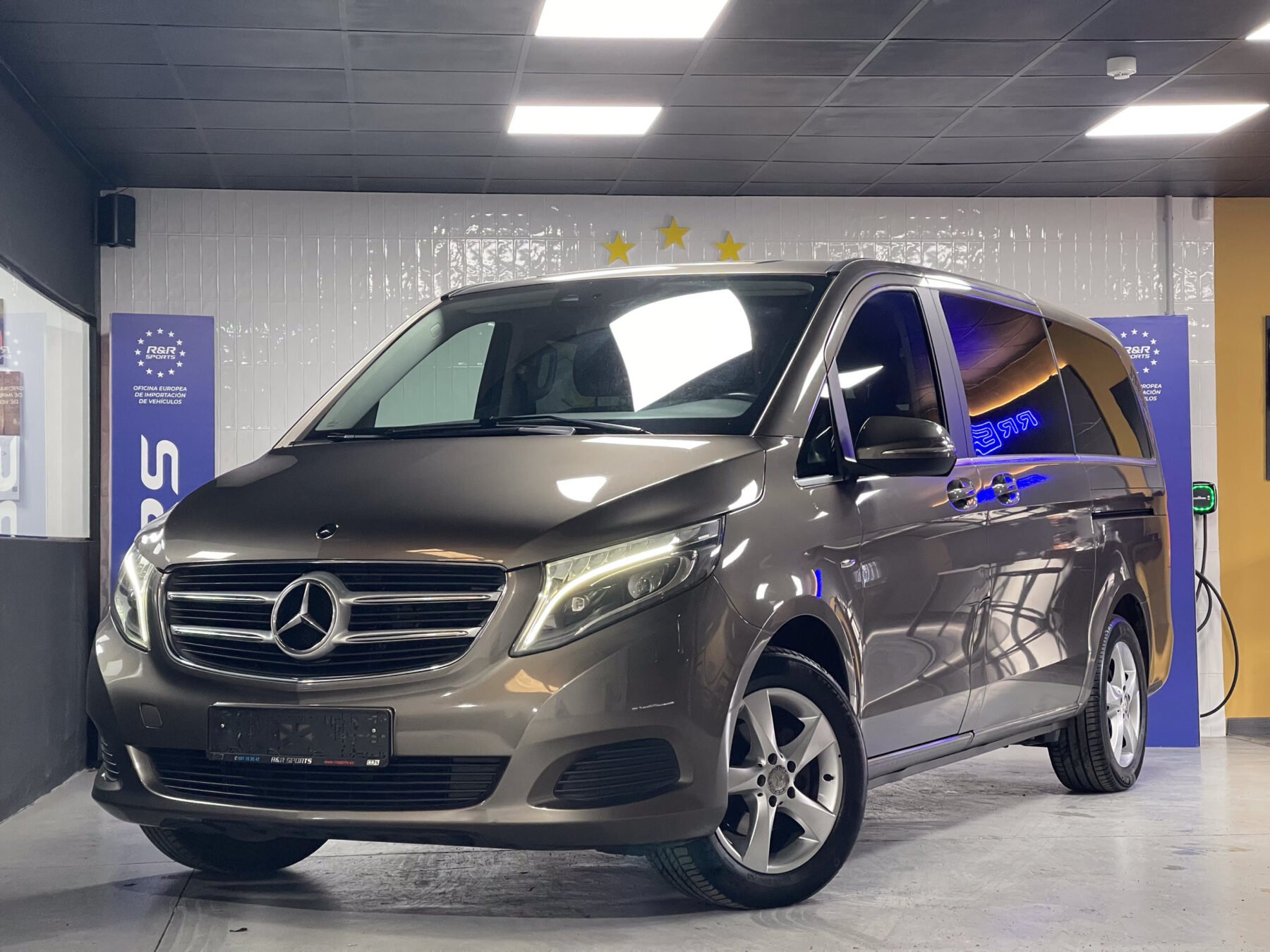 MERCEDES-BENZ Clase V 220 CDI Avantgarde