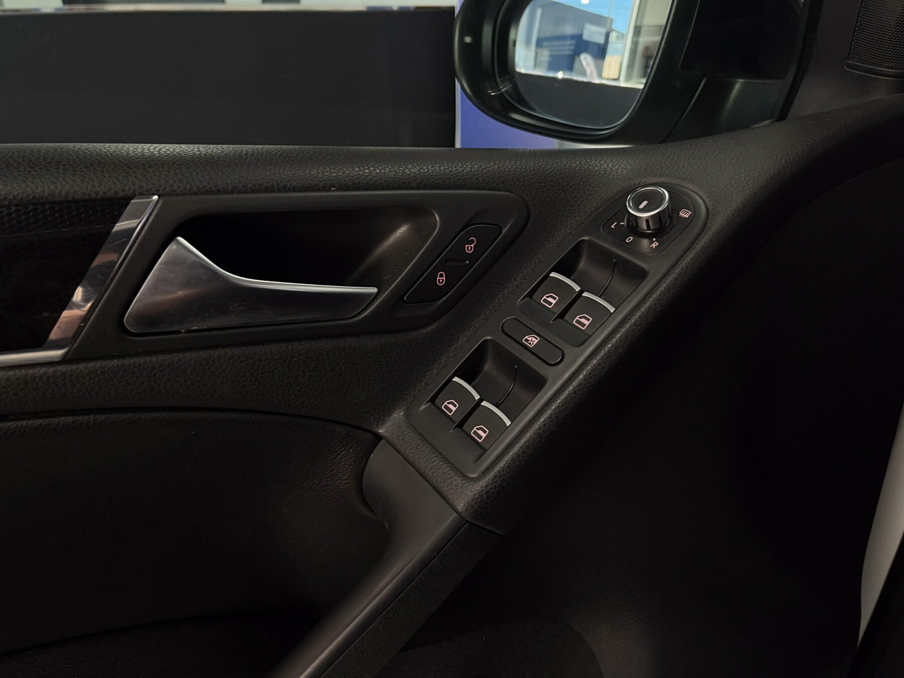 VOLKSWAGEN Golf GTI VI 35 Edition