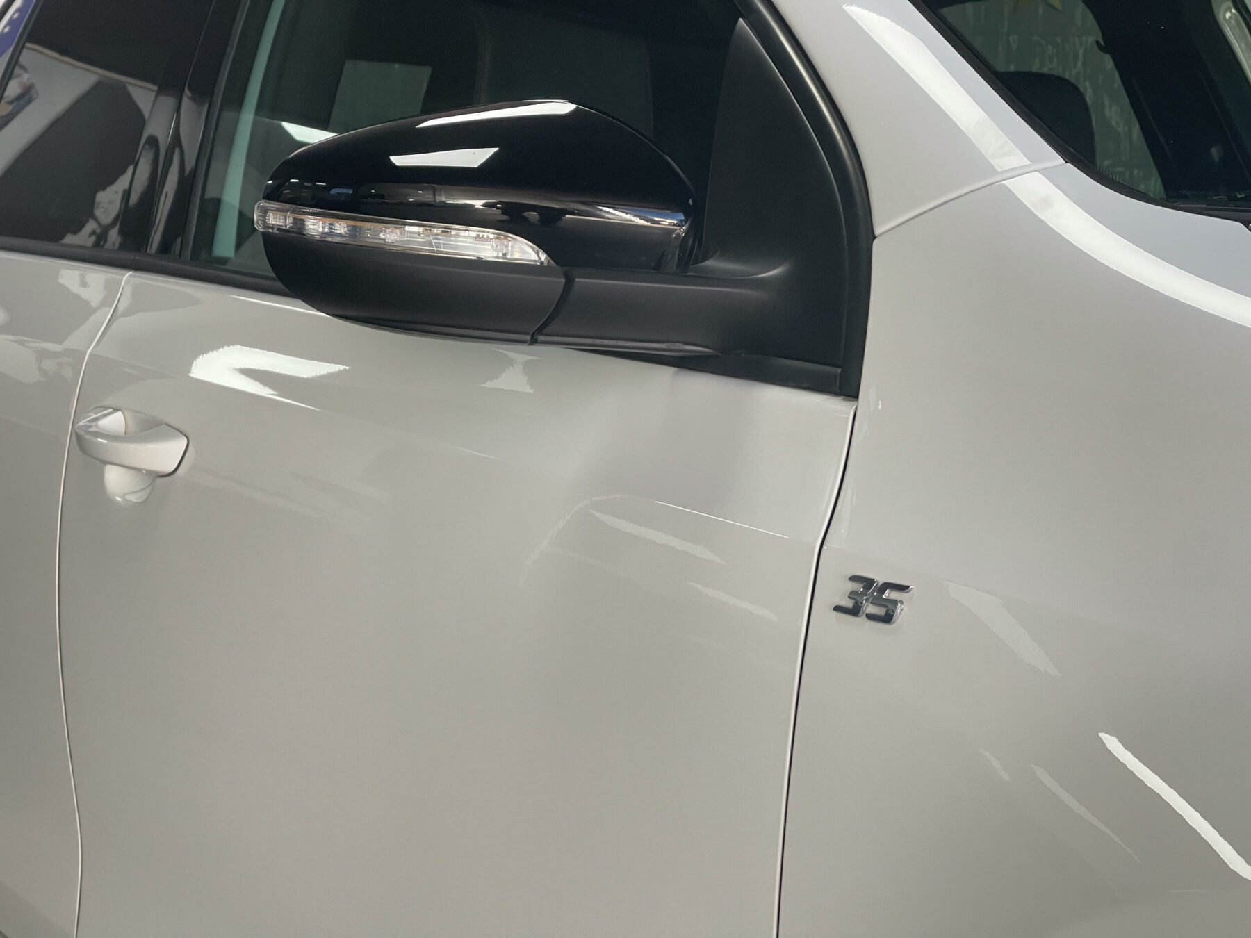 VOLKSWAGEN Golf GTI VI 35 Edition