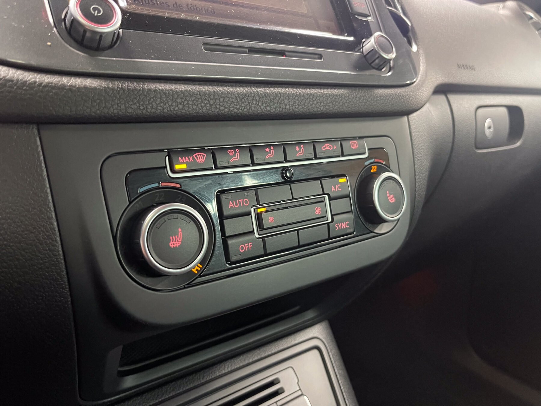 VOLKSWAGEN Tiguan 2.0 TDI Rline