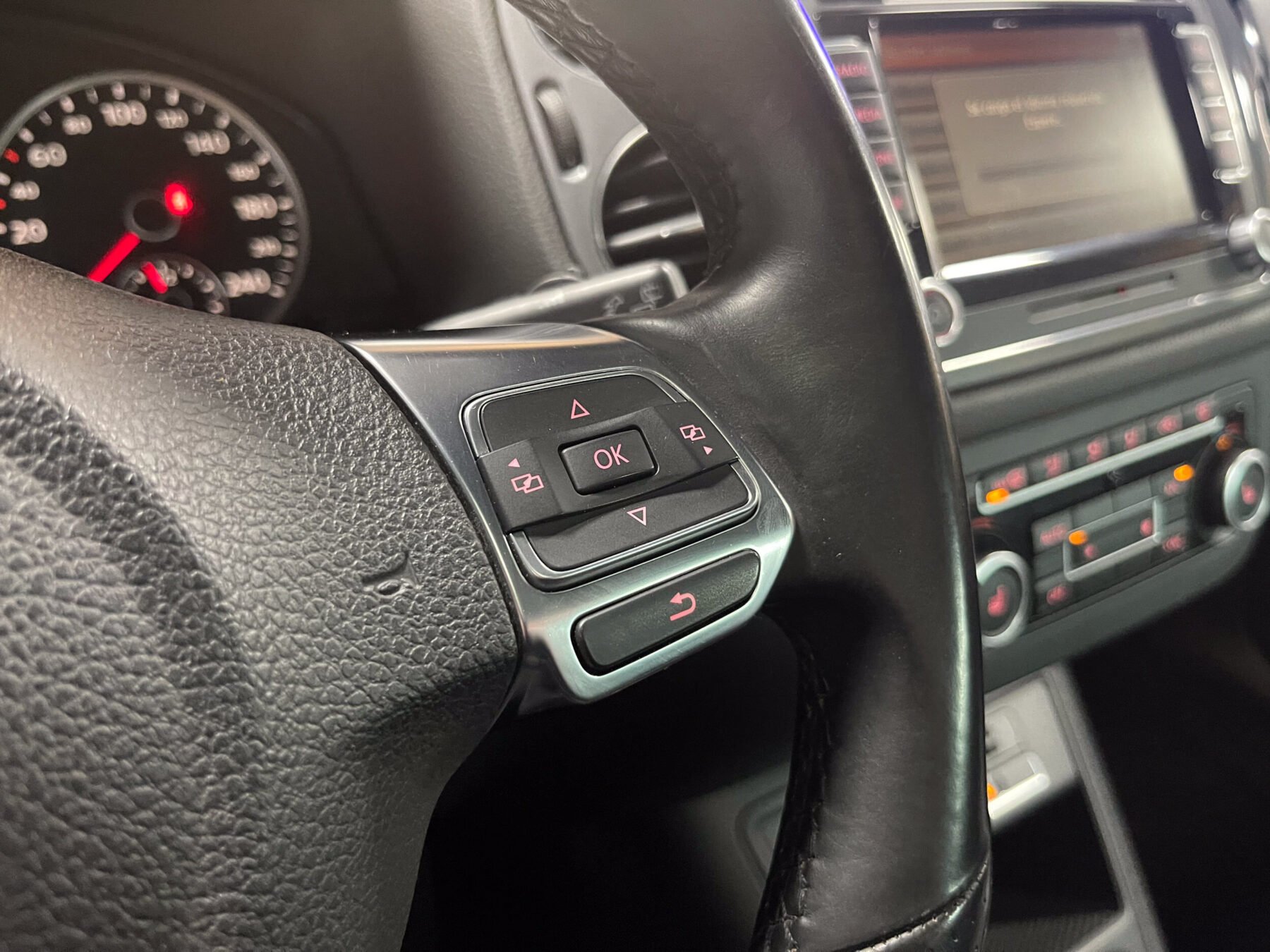 VOLKSWAGEN Tiguan 2.0 TDI Rline