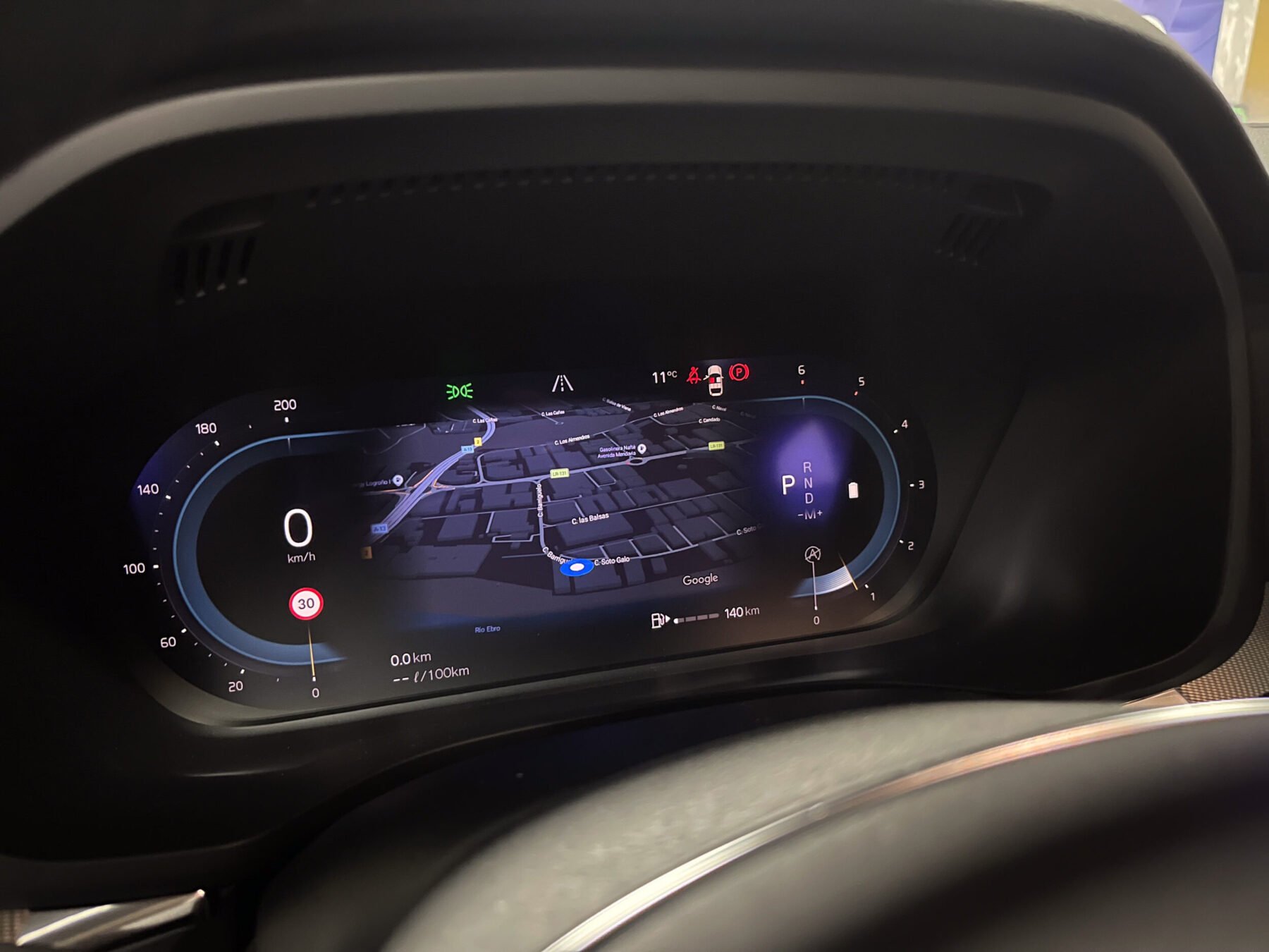 VOLVO XC60 2.0 B4 MILD HYBRID PLUS DARK