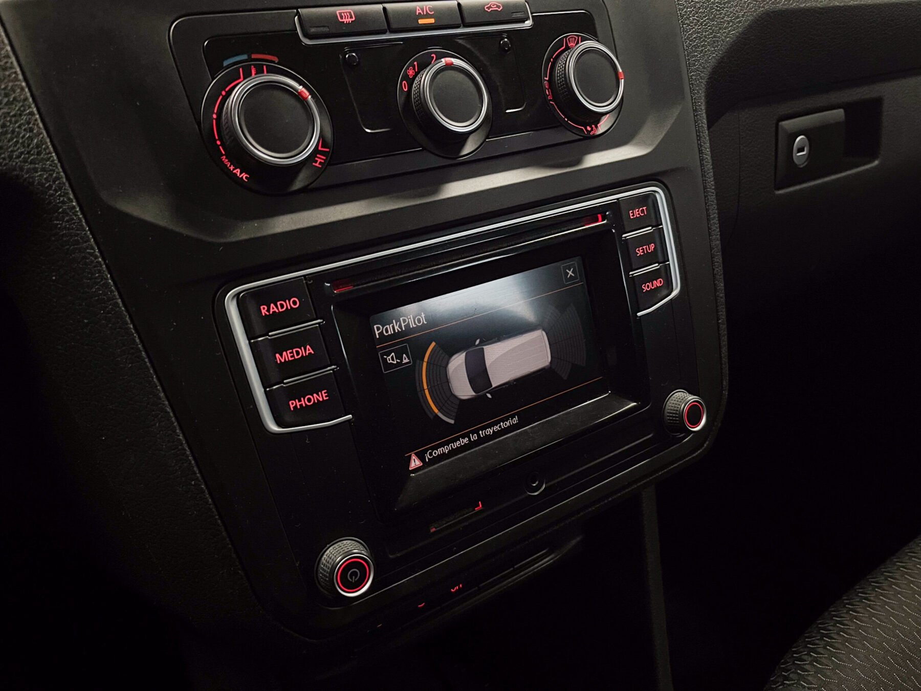 VOLKSWAGEN Caddy MAXI 2.0 TDI 7pl 