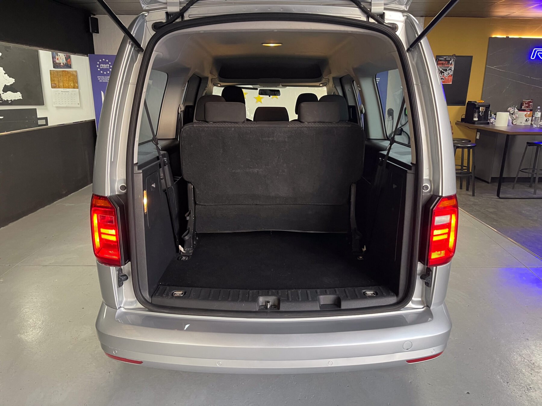 VOLKSWAGEN Caddy MAXI 2.0 TDI 7pl 