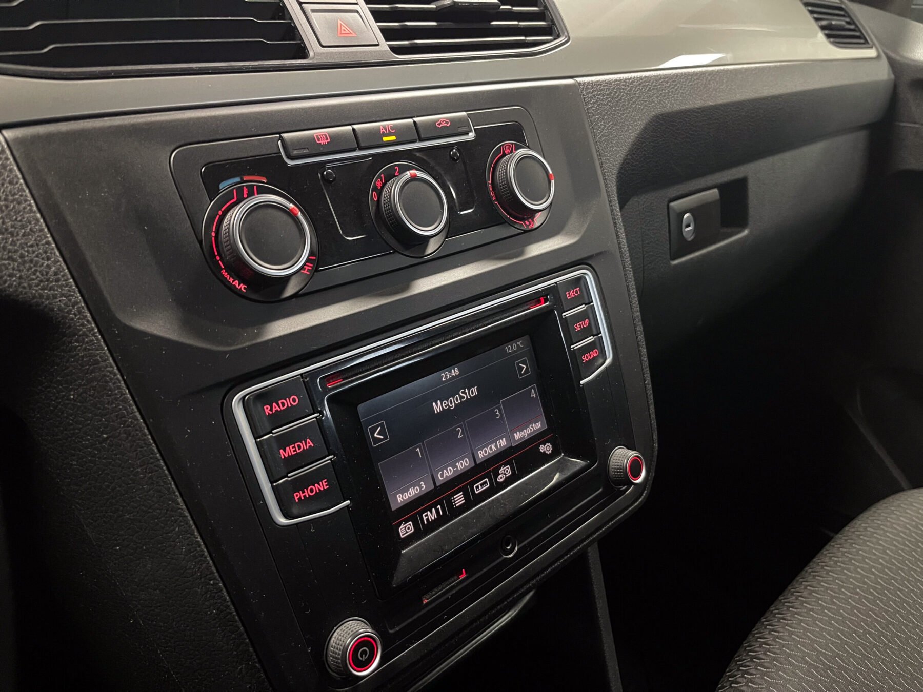 VOLKSWAGEN Caddy MAXI 2.0 TDI 7pl 