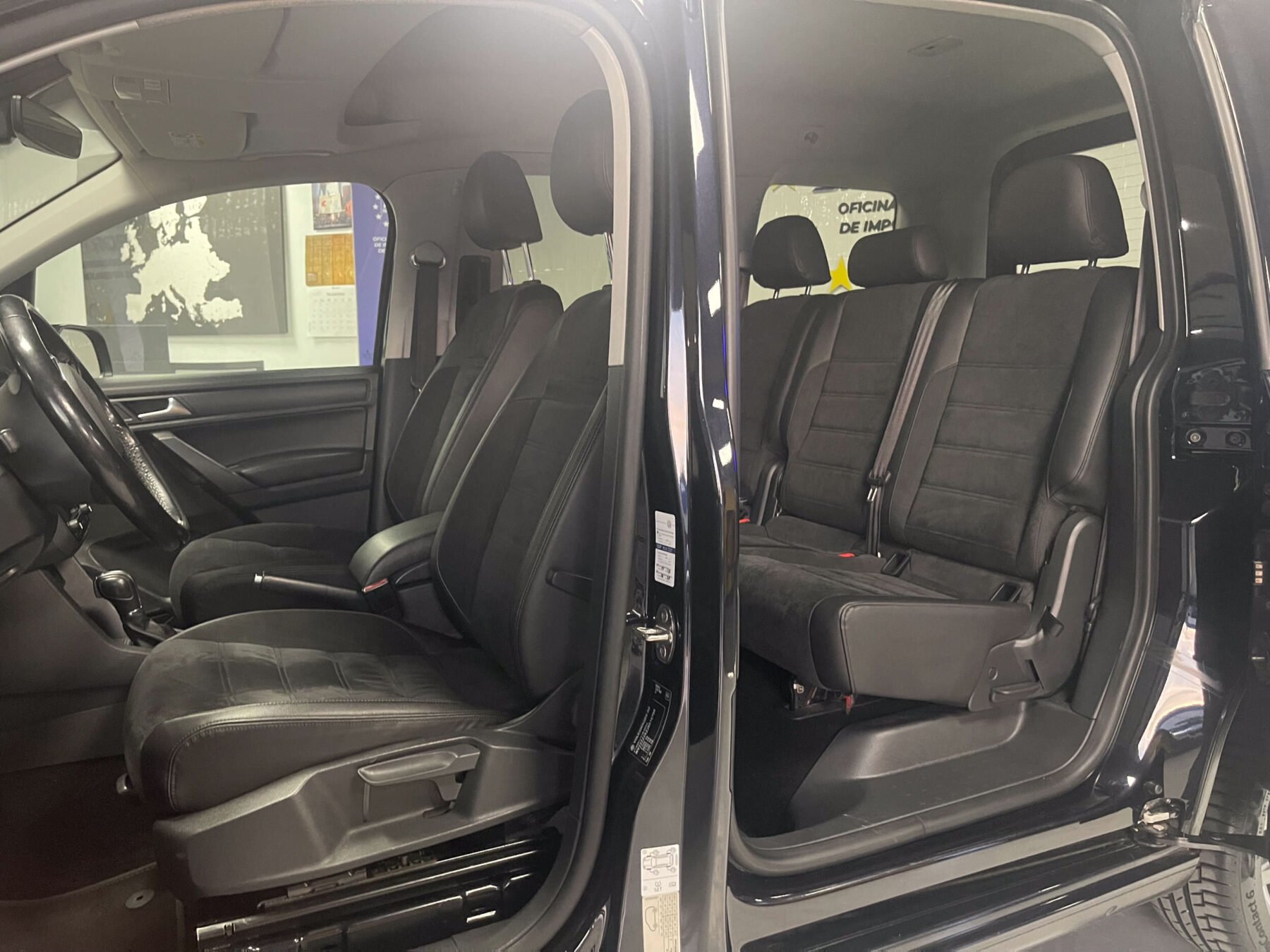 VOLKSWAGEN Caddy 2.0 TDI Highline DSG