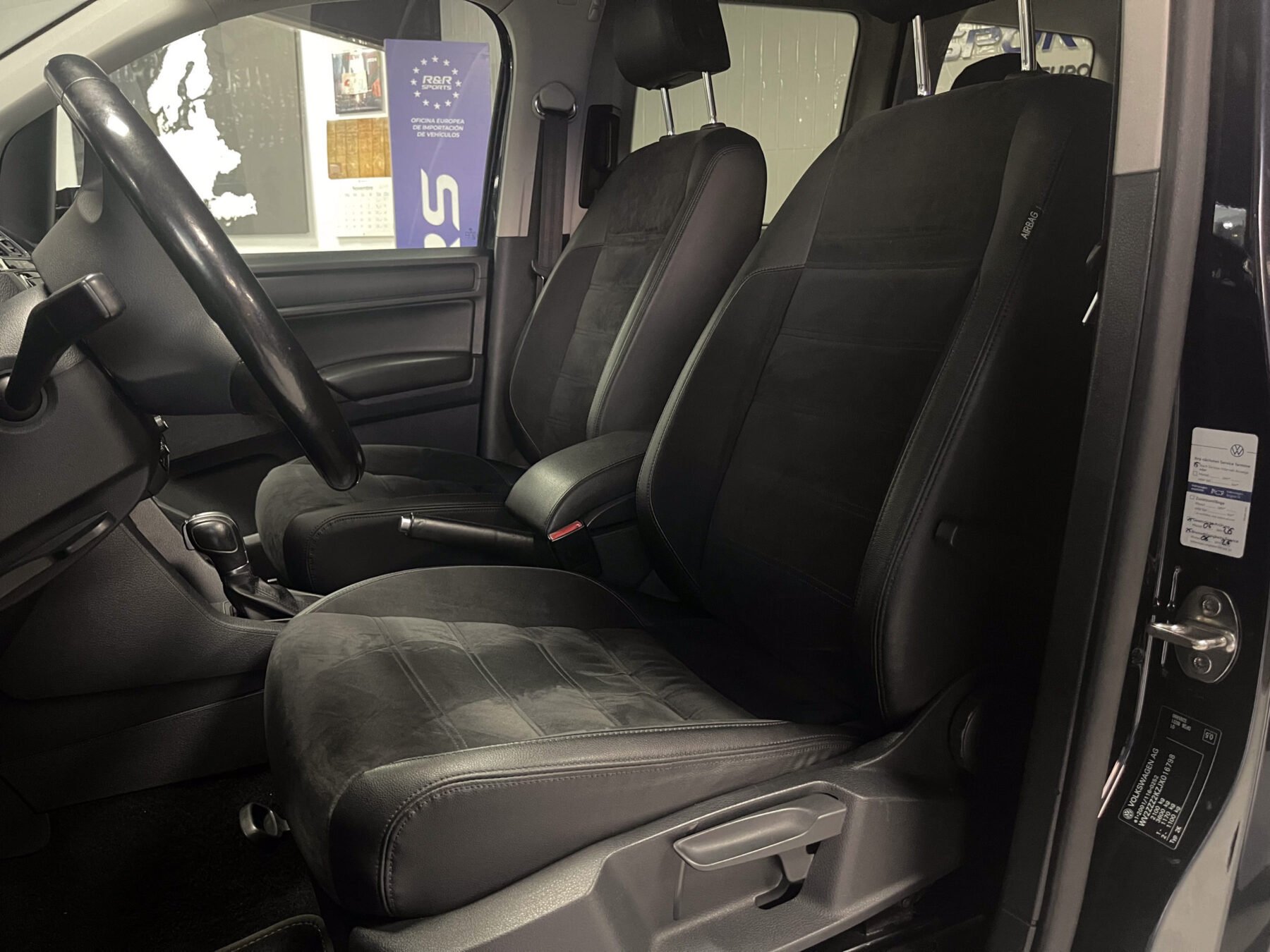 VOLKSWAGEN Caddy 2.0 TDI Highline DSG