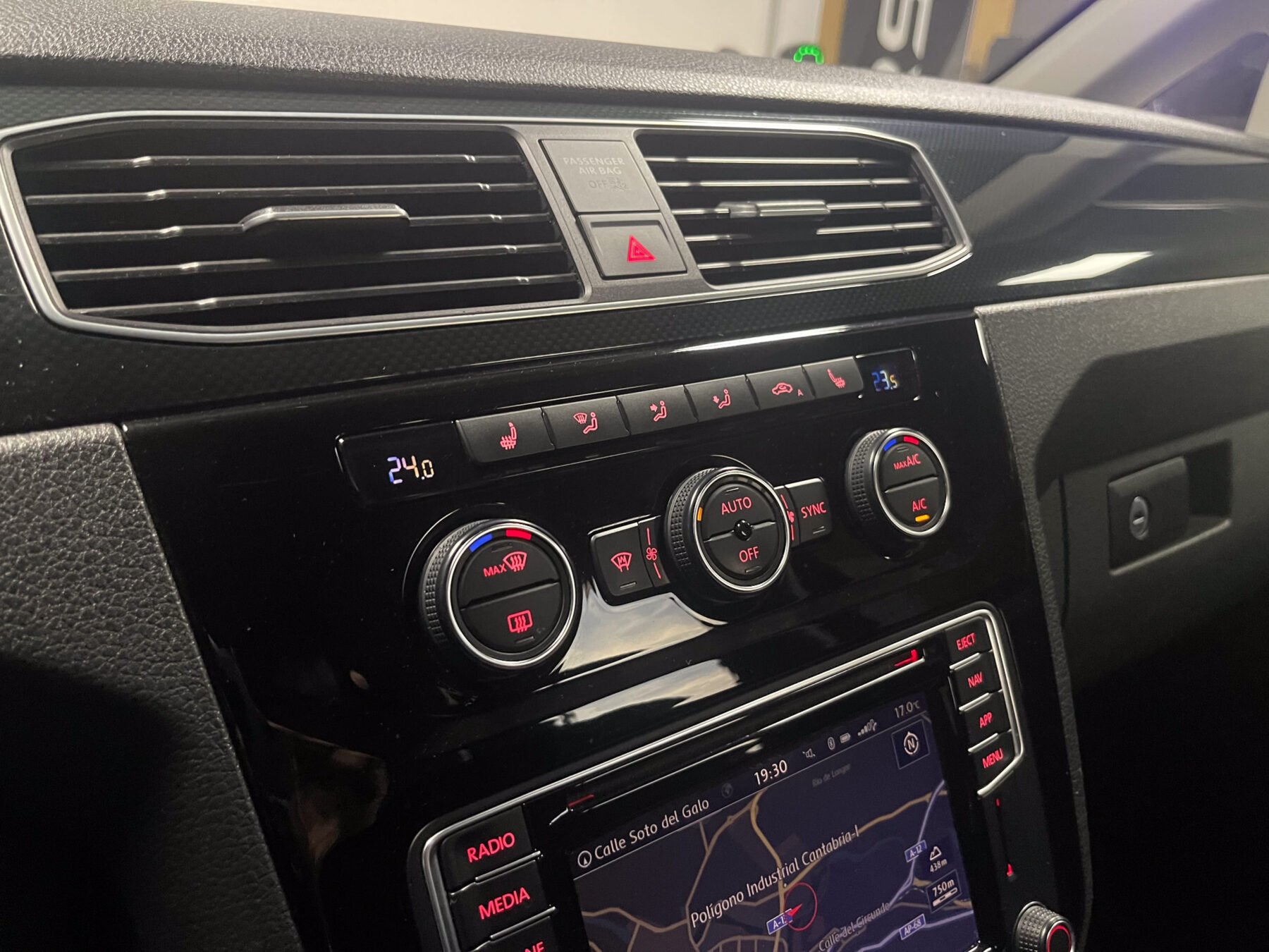 VOLKSWAGEN Caddy 2.0 TDI Highline DSG