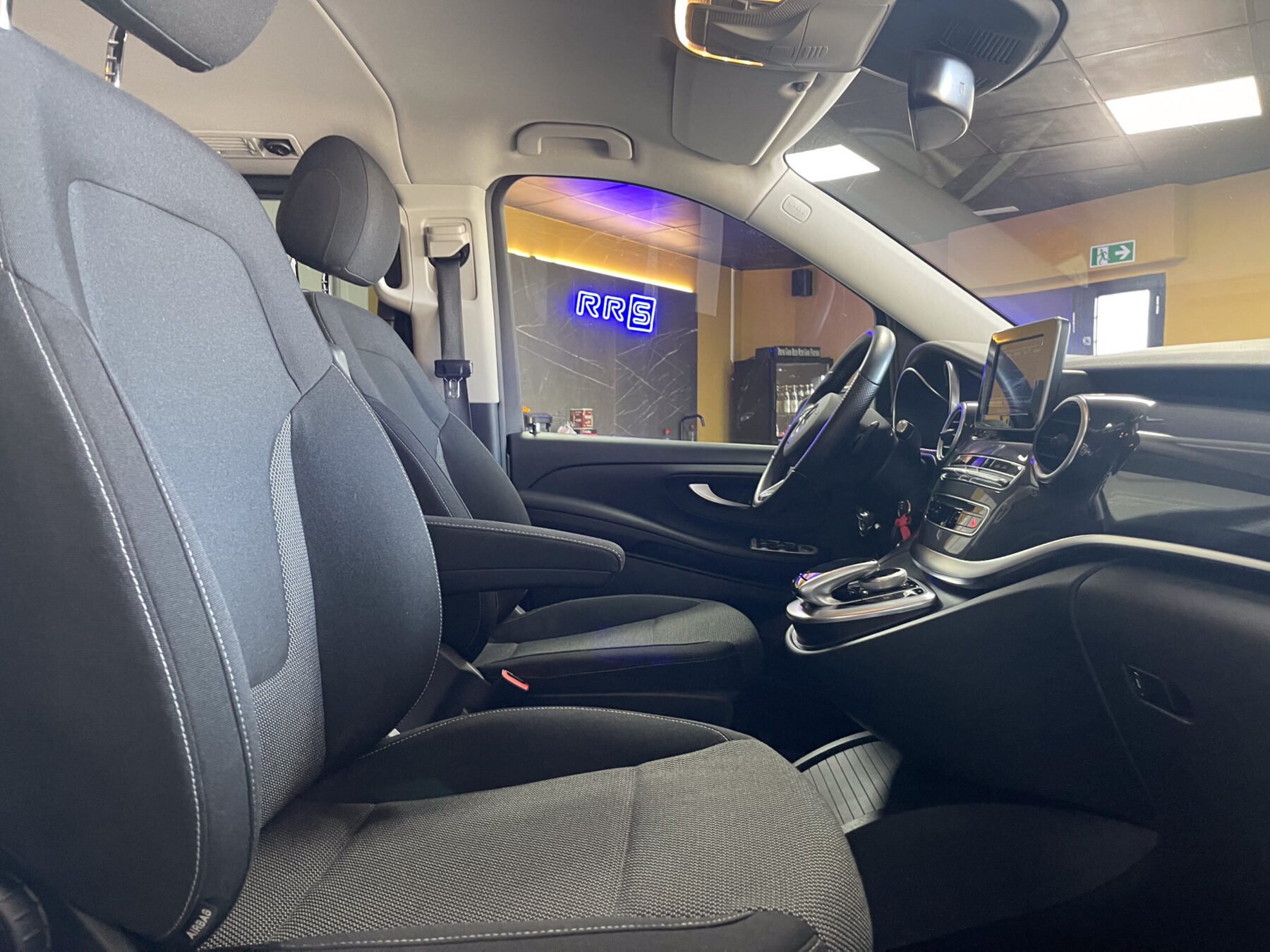 MERCEDES-BENZ Clase V 200 CDI