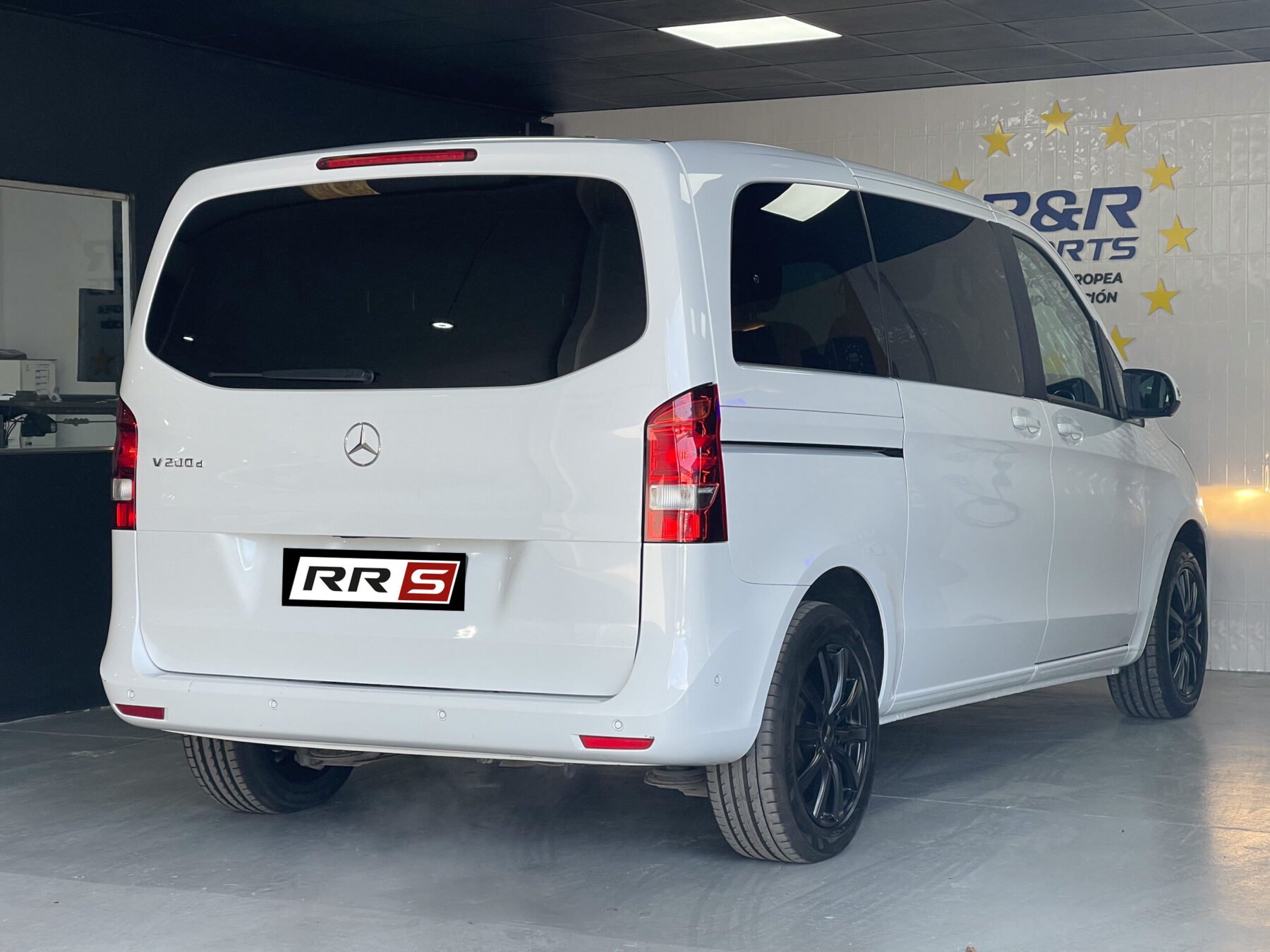 MERCEDES-BENZ Clase V 200 CDI