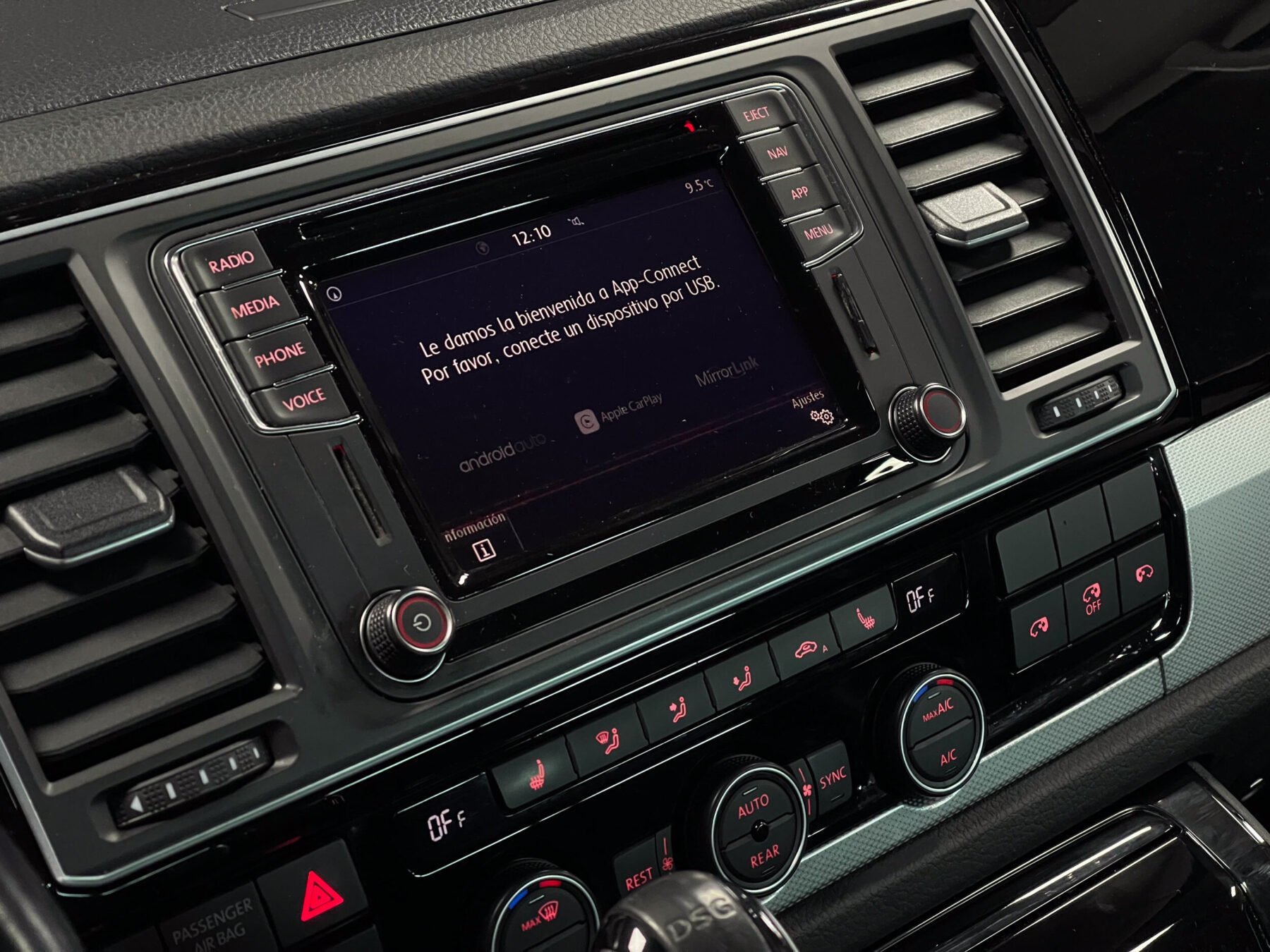 VOLKSWAGEN Multivan T6 2.0 TDI Highline edición Bullit