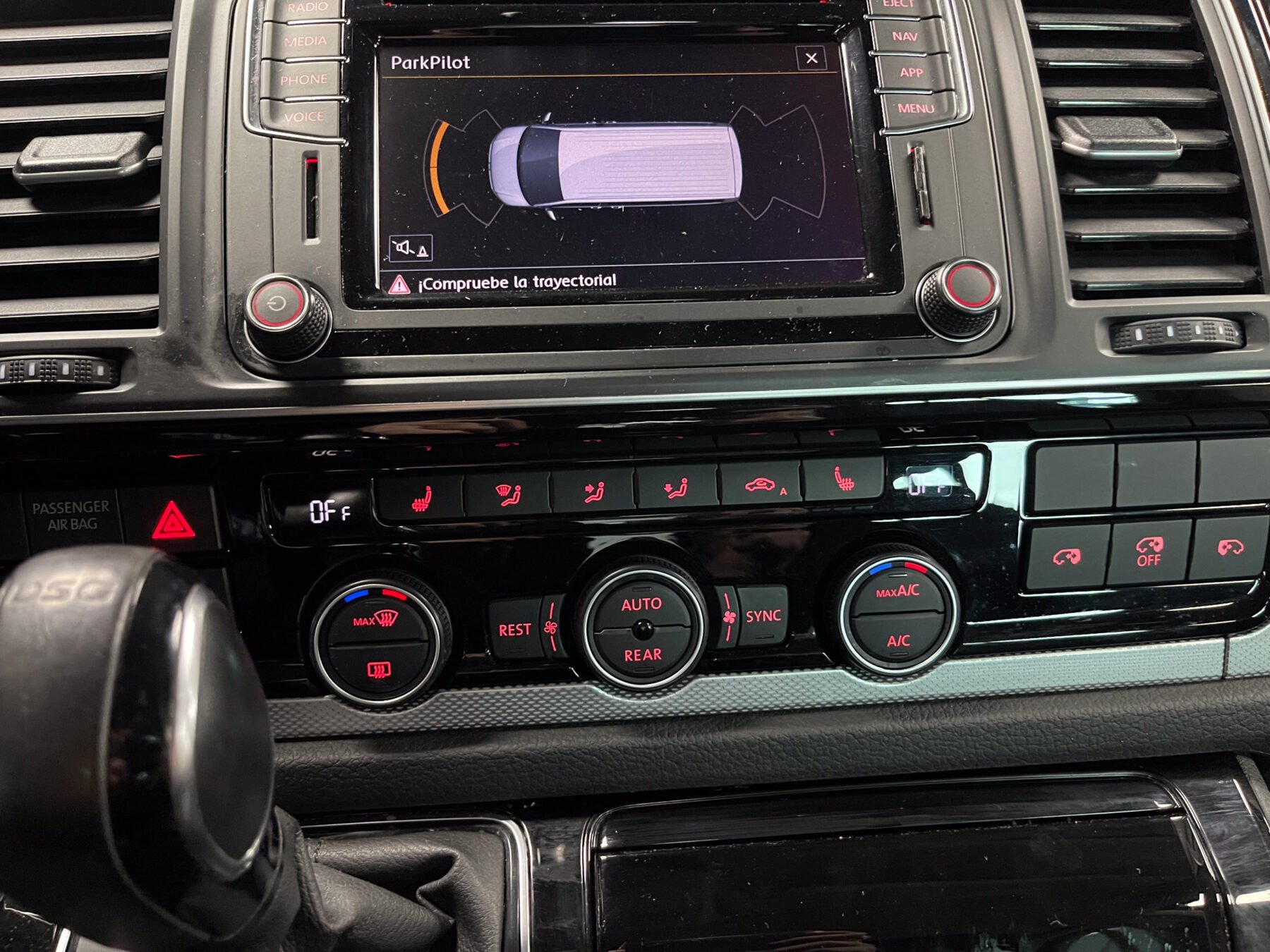 VOLKSWAGEN Multivan T6 2.0 TDI Highline edición Bullit