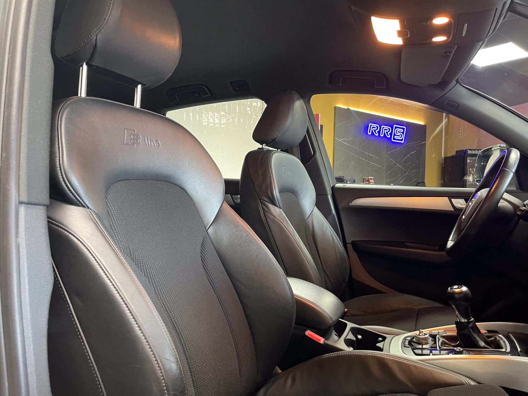 AUDI Q5 2.0 TDI Quattro Sline