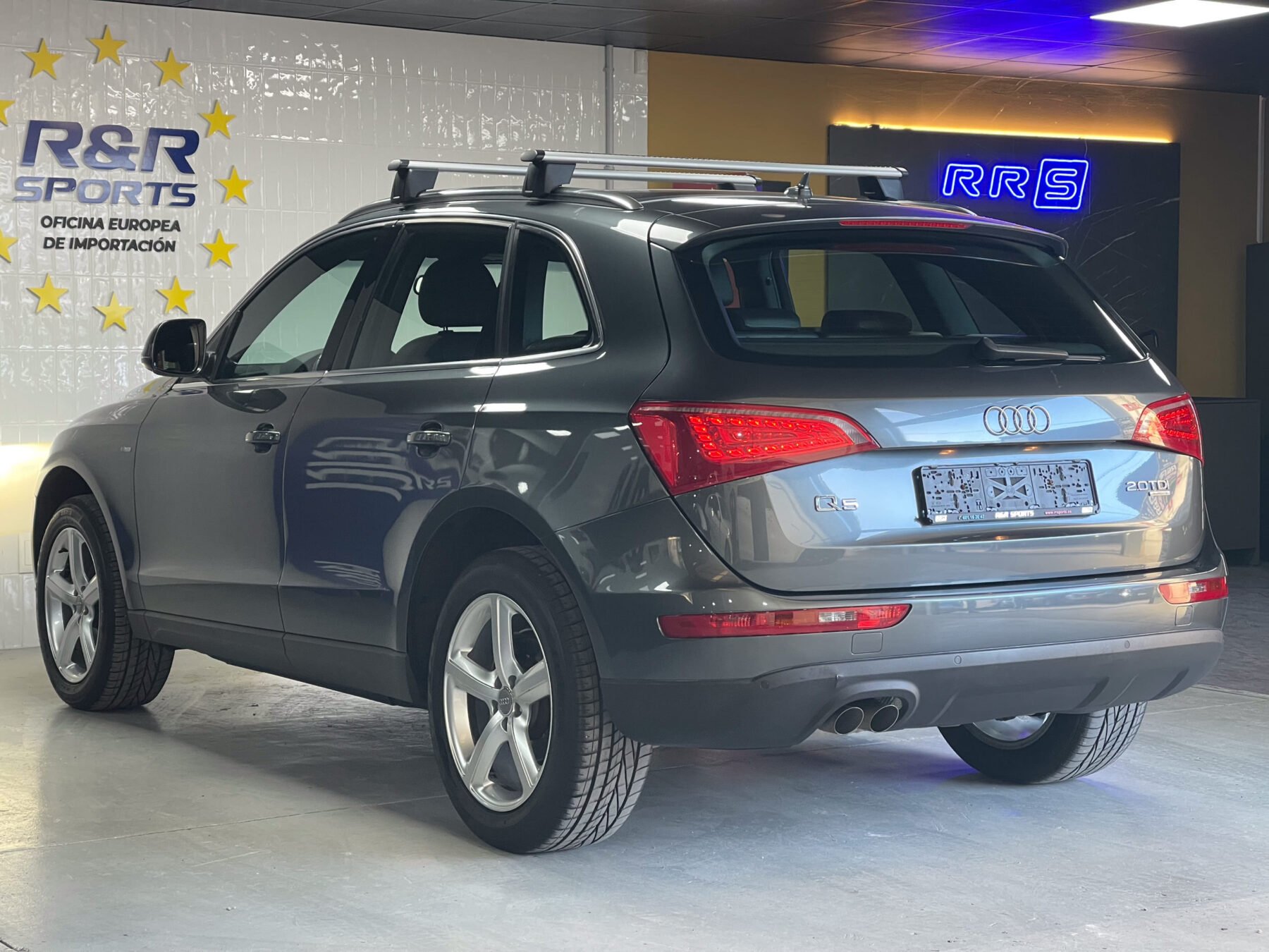 AUDI Q5 2.0 TDI Quattro Sline