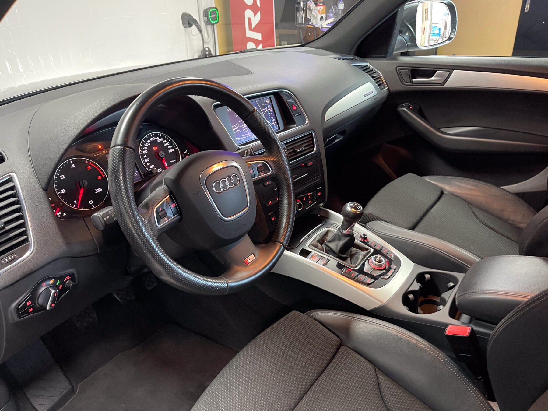 AUDI Q5 2.0 TDI Quattro Sline