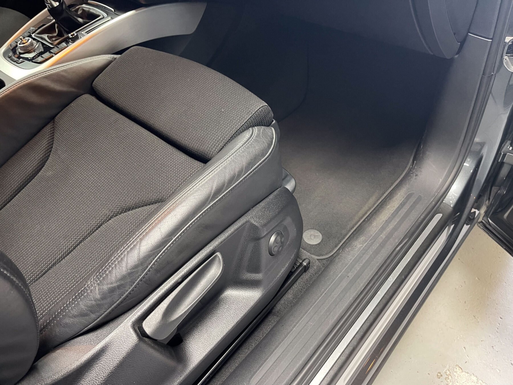 AUDI Q5 2.0 TDI Quattro Sline