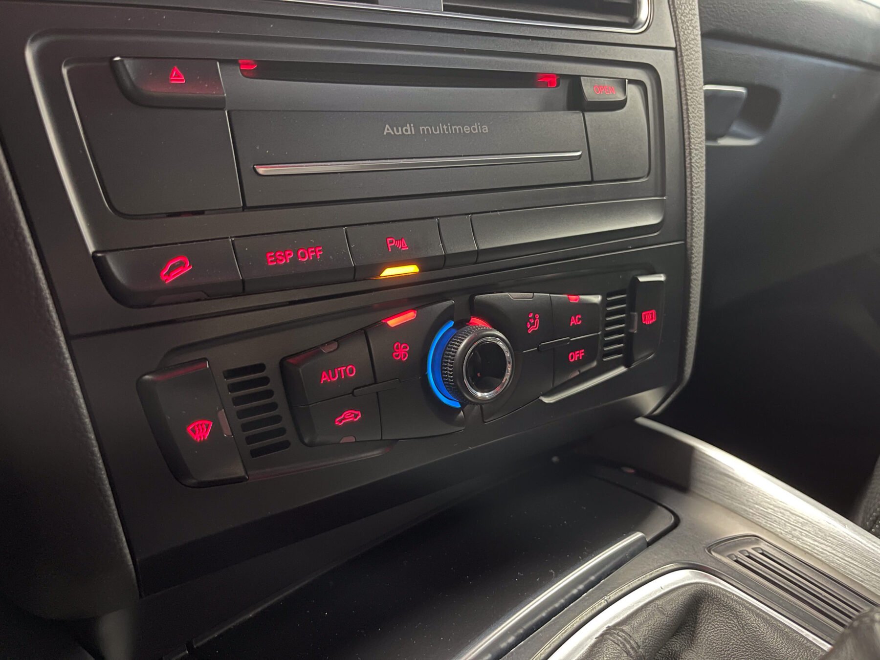 AUDI Q5 2.0 TDI Quattro Sline