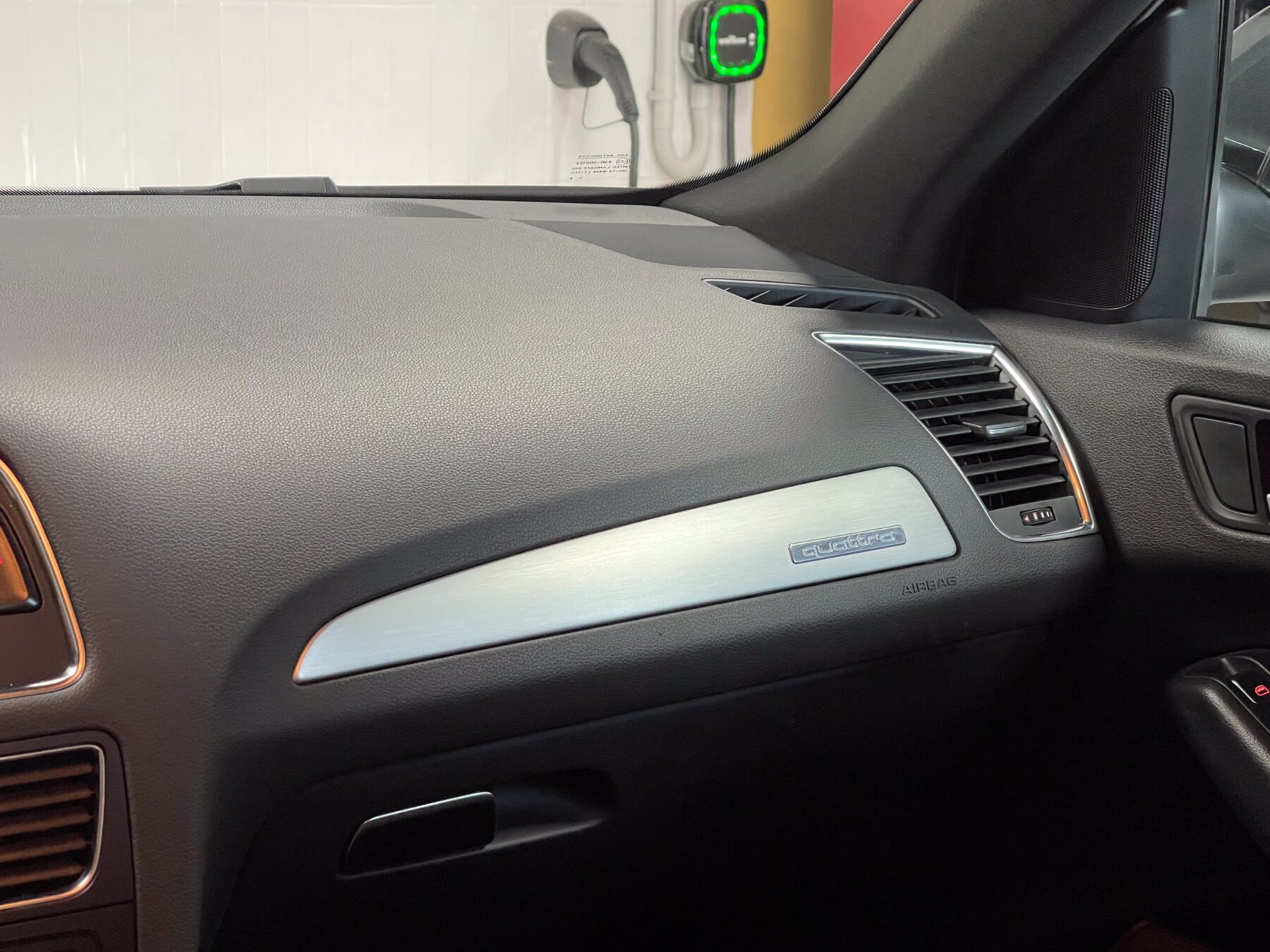 AUDI Q5 2.0 TDI Quattro Sline