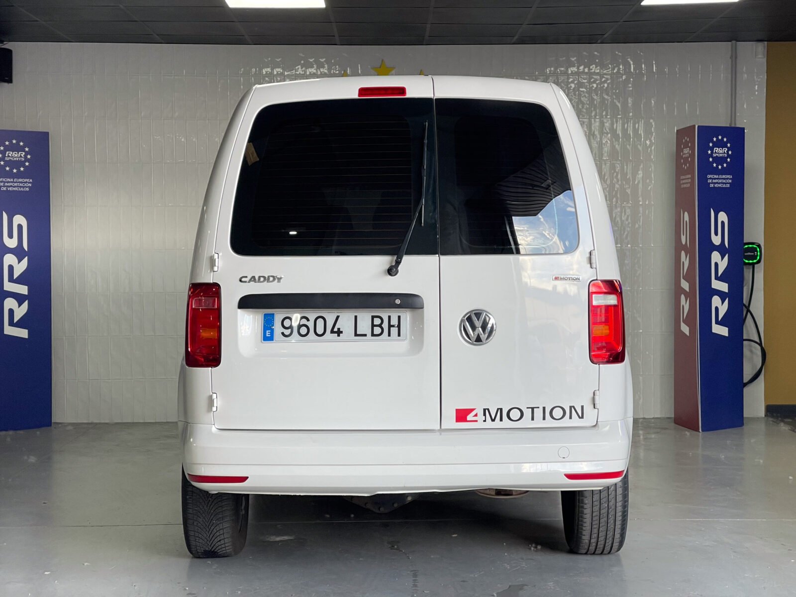 VOLKSWAGEN Caddy 2.0 TDI KOMBI 4MOTION