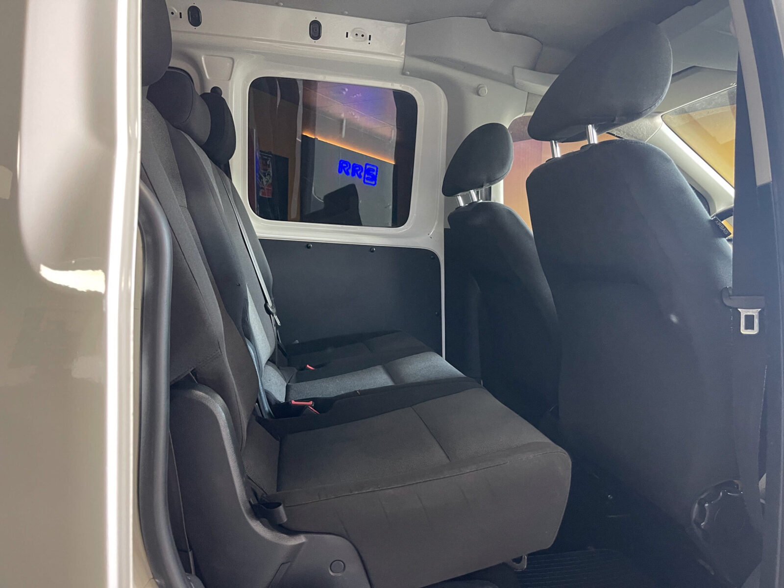 VOLKSWAGEN Caddy 2.0 TDI KOMBI 4MOTION