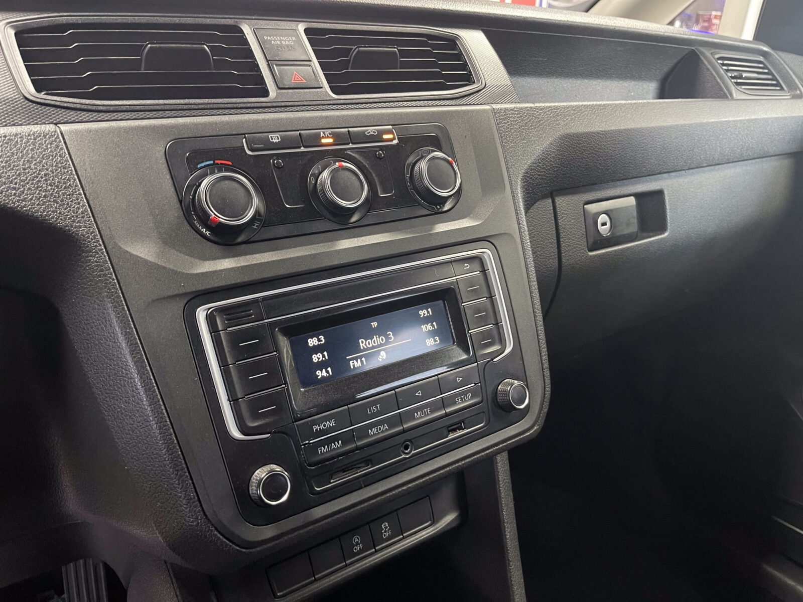 VOLKSWAGEN Caddy 2.0 TDI KOMBI 4MOTION