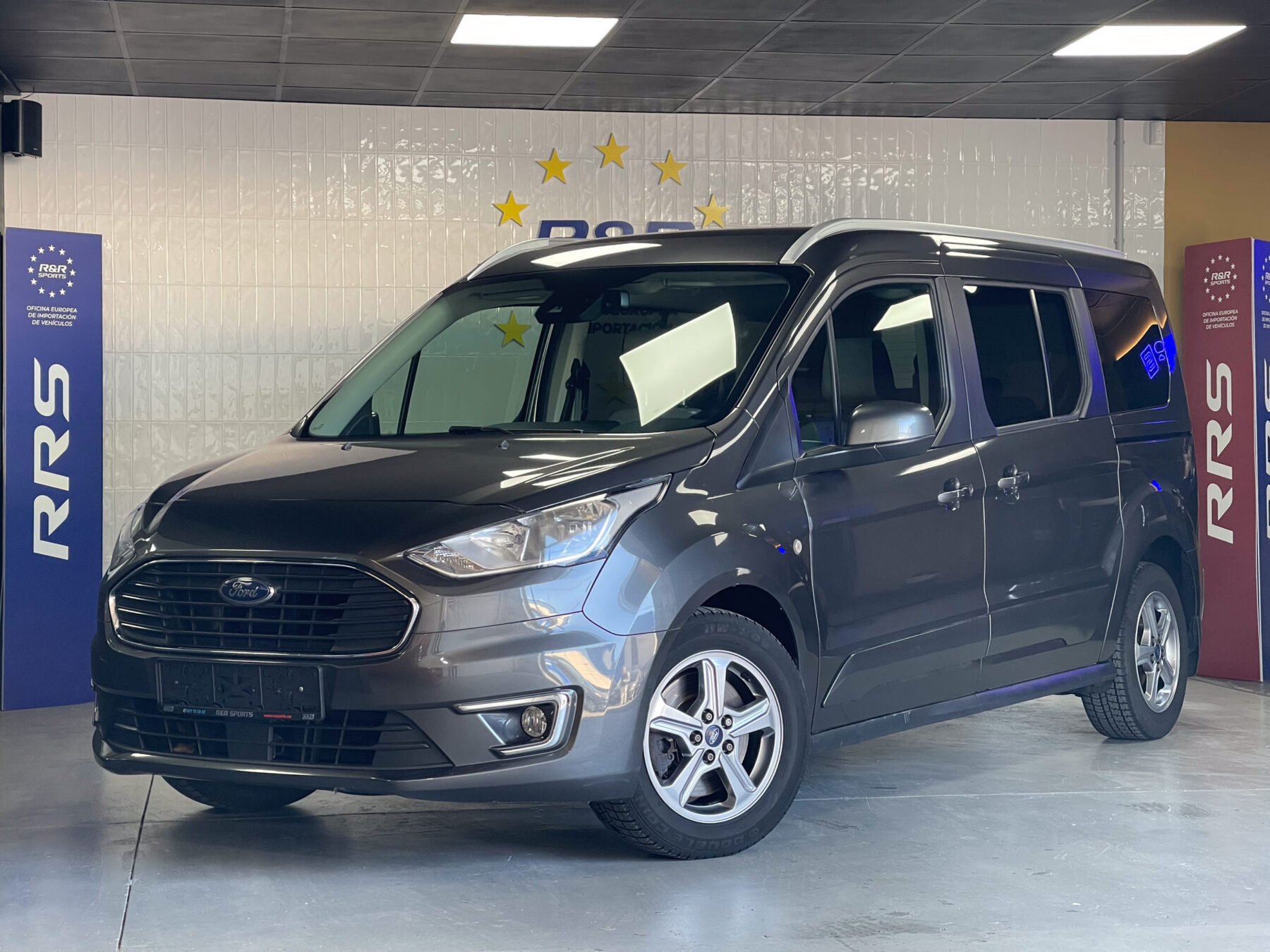 FORD Grand Tourneo 1.5 TDCi Titanium