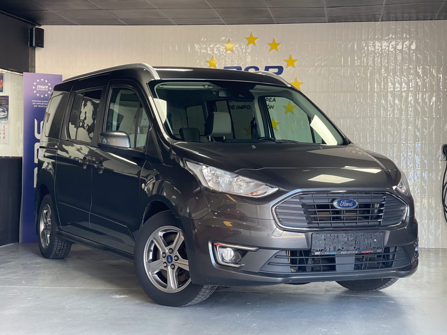 FORD Grand Tourneo 1.5 TDCi Titanium