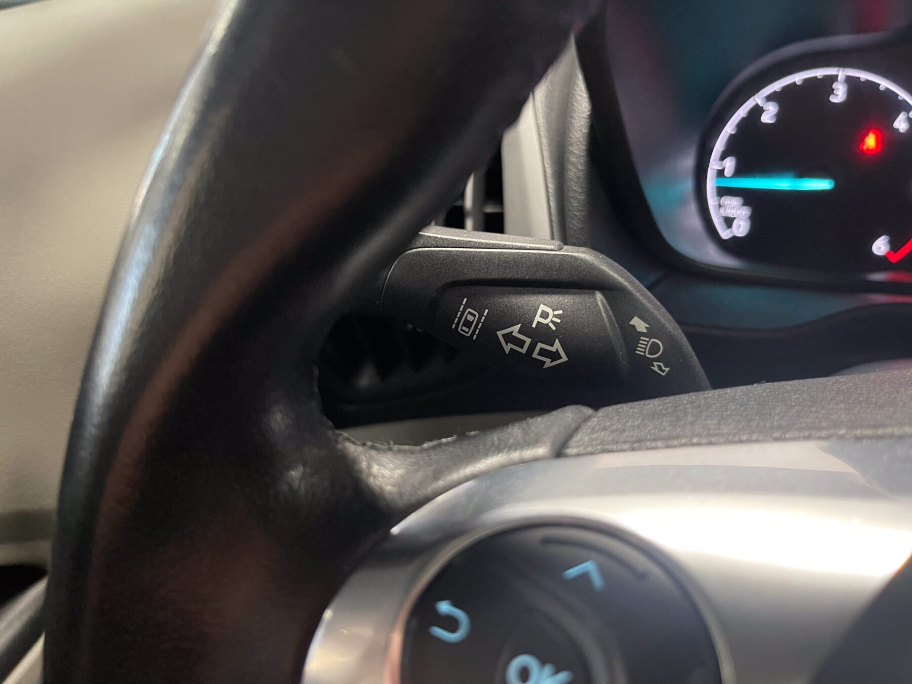 FORD Grand Tourneo 1.5 TDCi Titanium