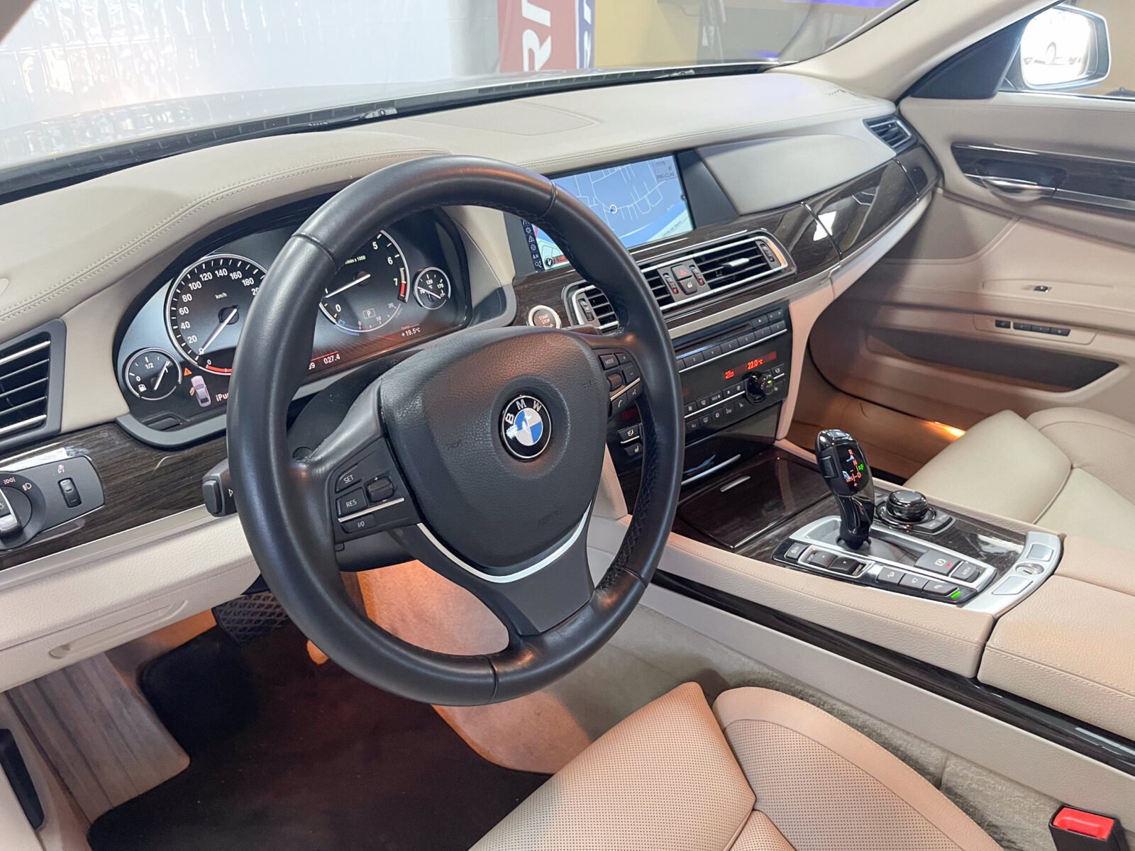 BMW Serie 7 750i xDrive