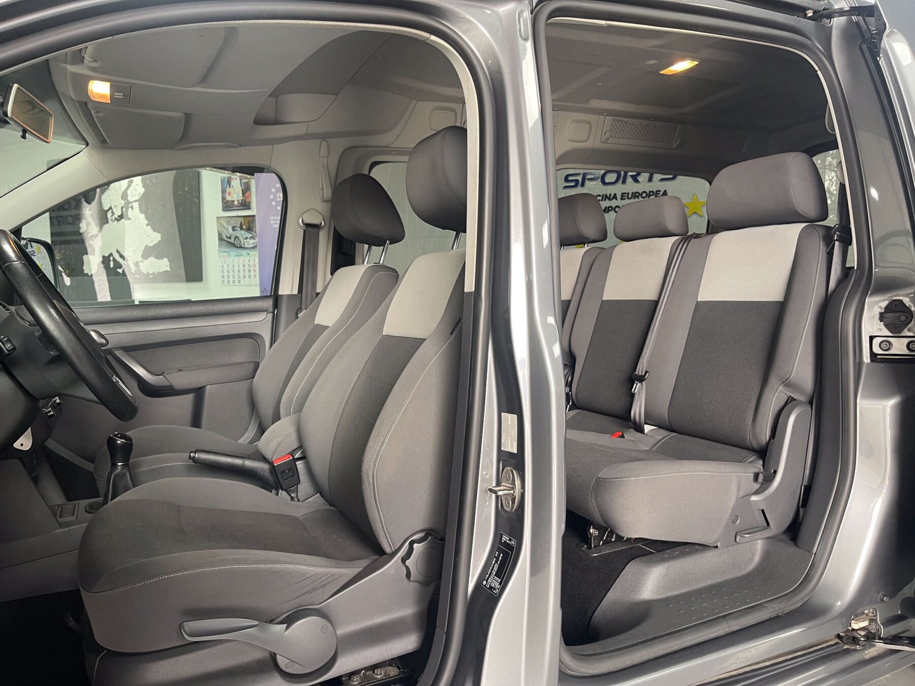 VOLKSWAGEN Caddy Maxi 1.6 TDI Trendline