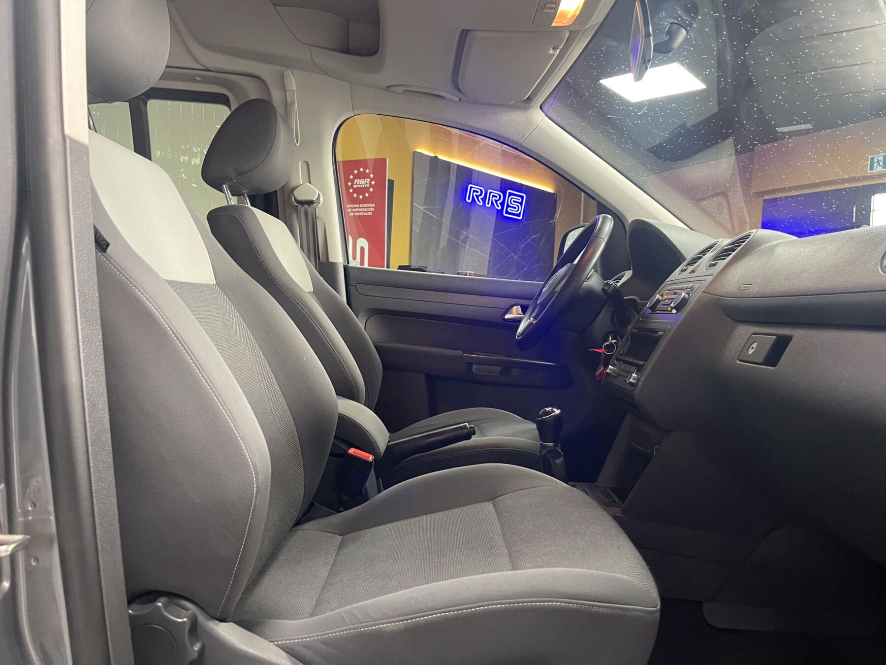 VOLKSWAGEN Caddy Maxi 1.6 TDI Trendline