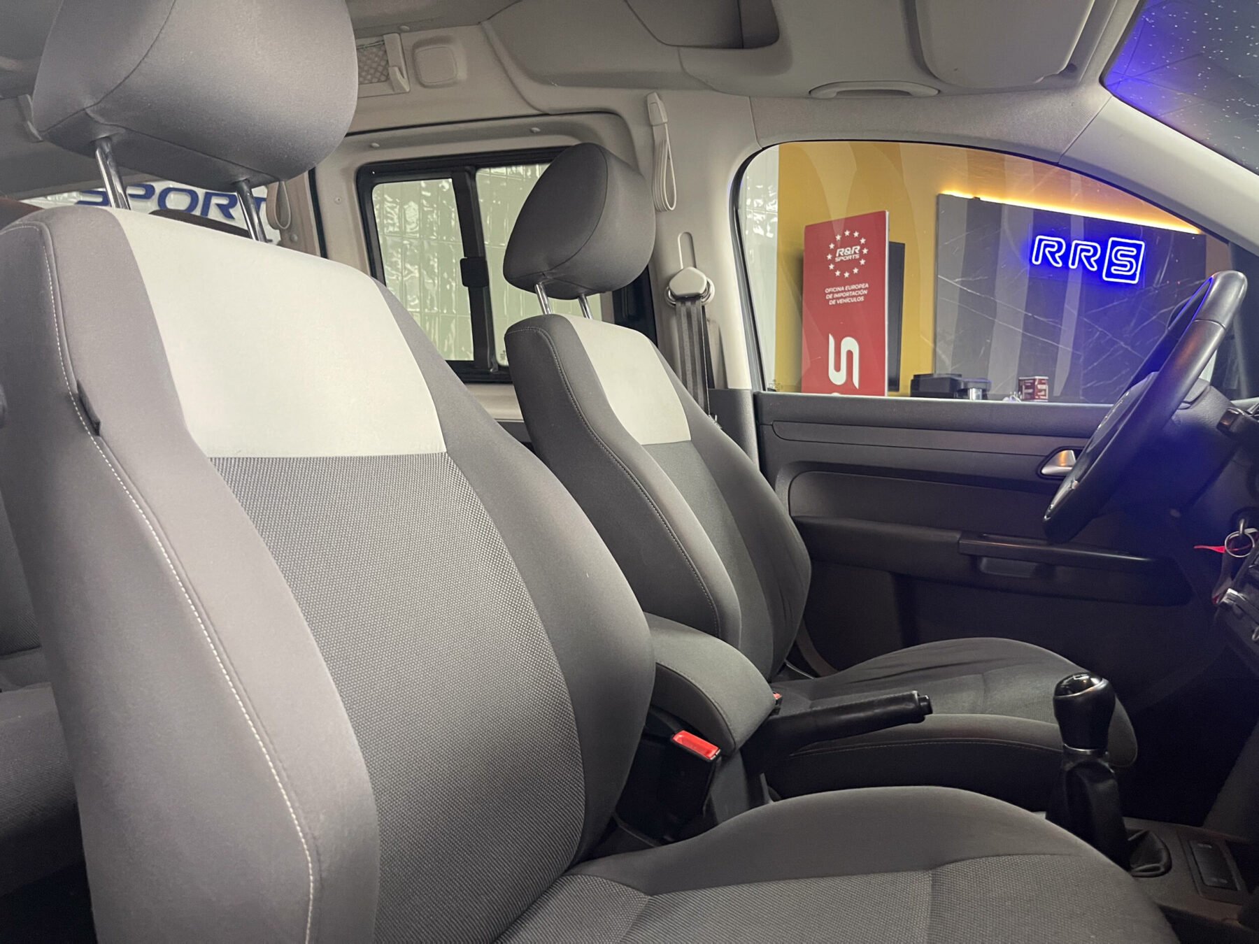 VOLKSWAGEN Caddy Maxi 1.6 TDI Trendline