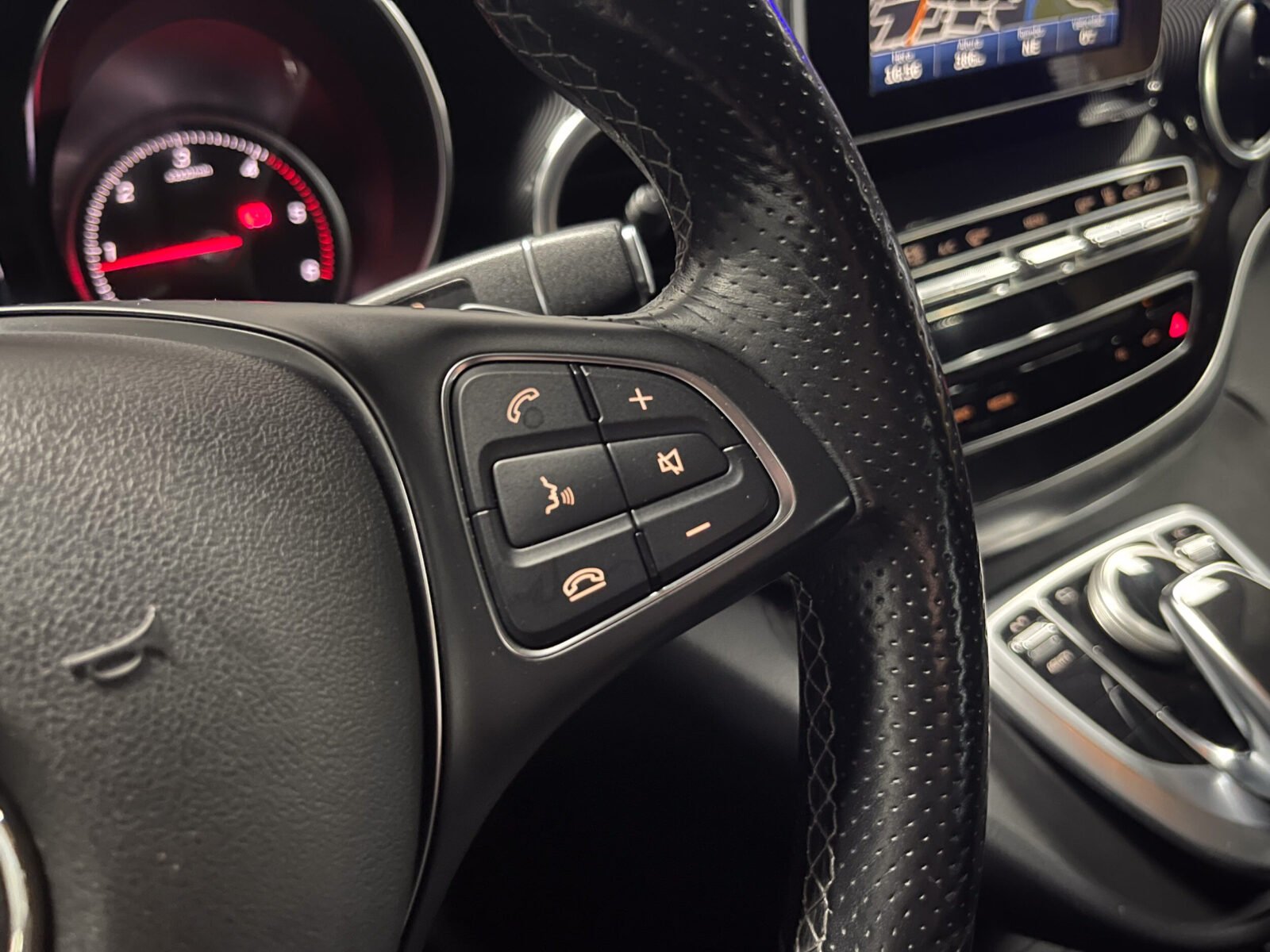 MERCEDES-BENZ Clase V 220 CDI 4MATIC