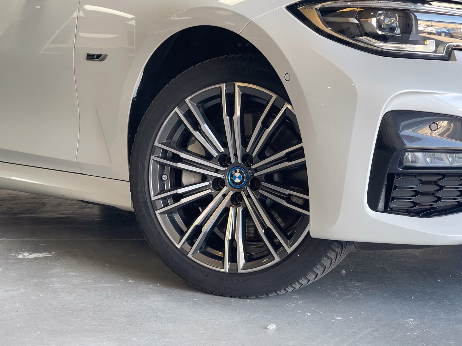BMW Serie 3 330e M Sport