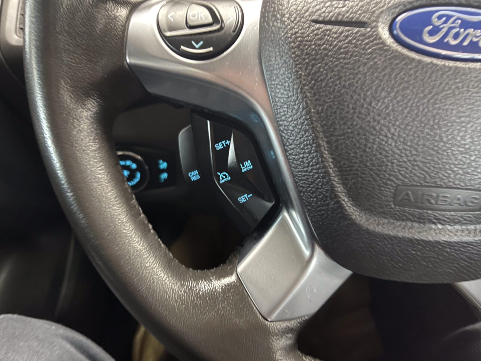 FORD Grand Tourneo 1.5 Tdci Titanium 